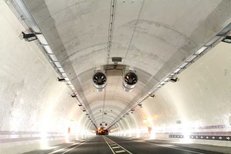 Señalistas controlarán el tráfico en las labores de conservación del túnel de Olandixo — Ayuntamiento de Mondragón