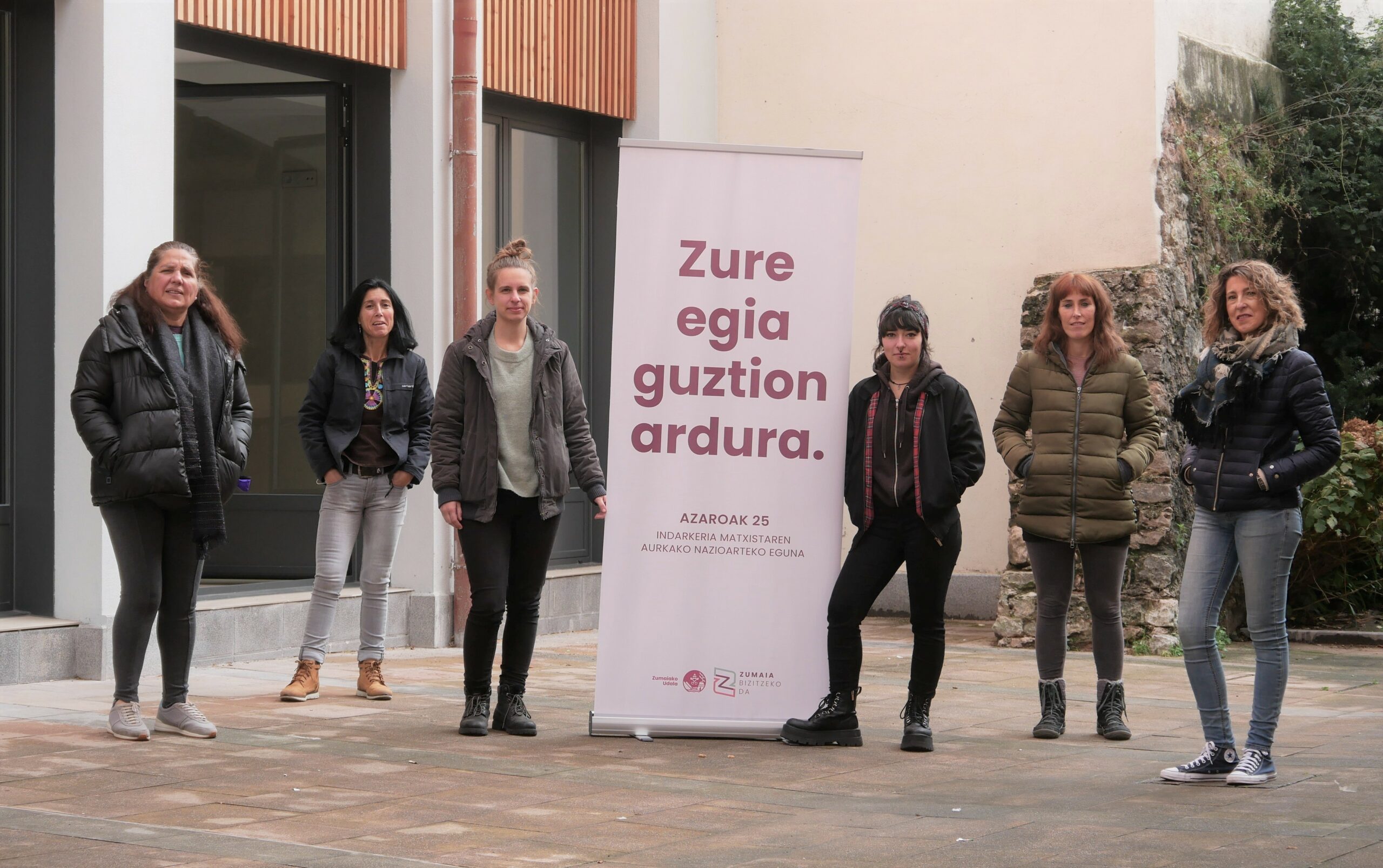 Conferencias y taller de autodefensa feminista en Zumaia para trabajar actitudes contra la violencia machista — Zumaia