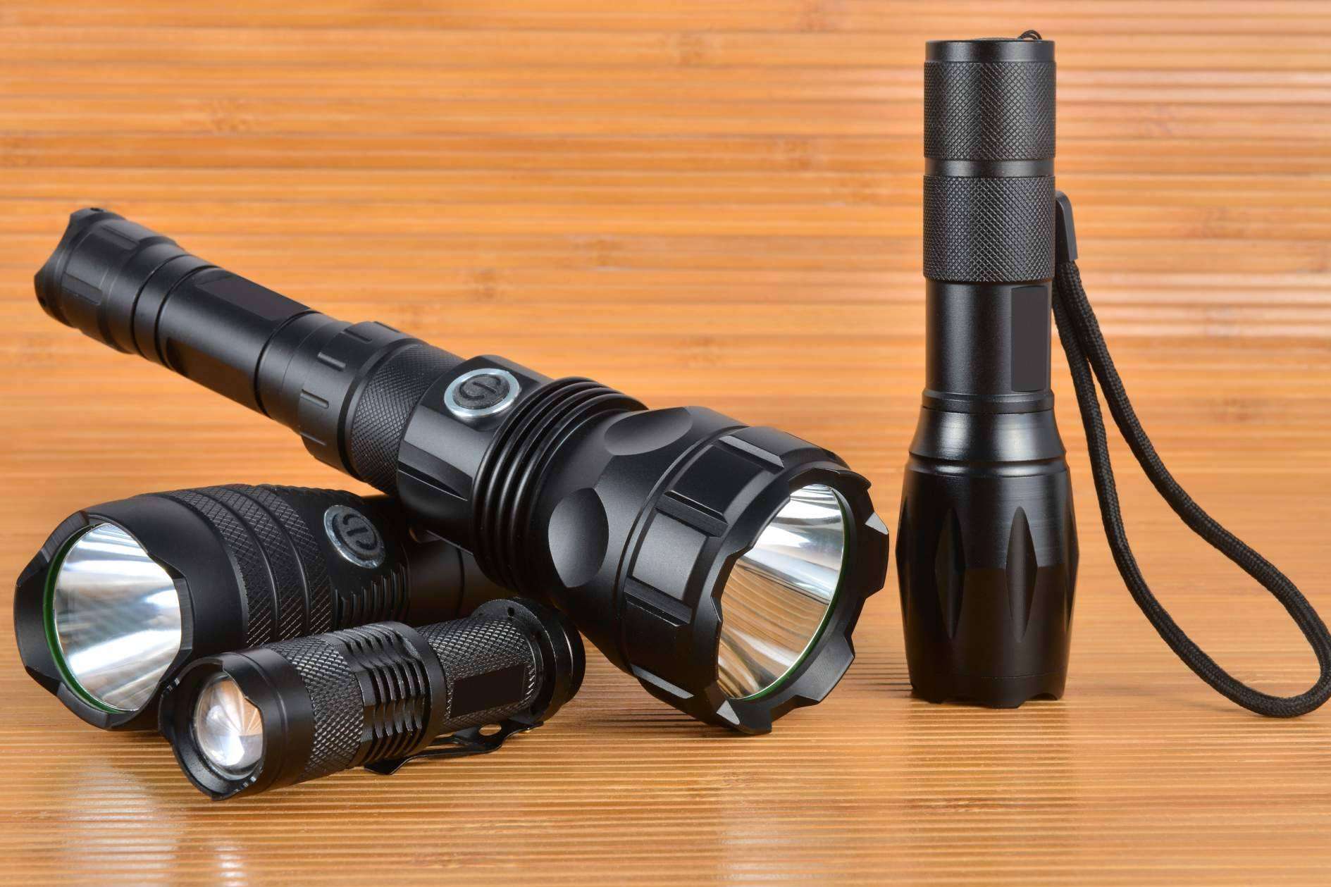 Suministros Tomás Beltrán ofrece linternas de todo tipo con luz LED