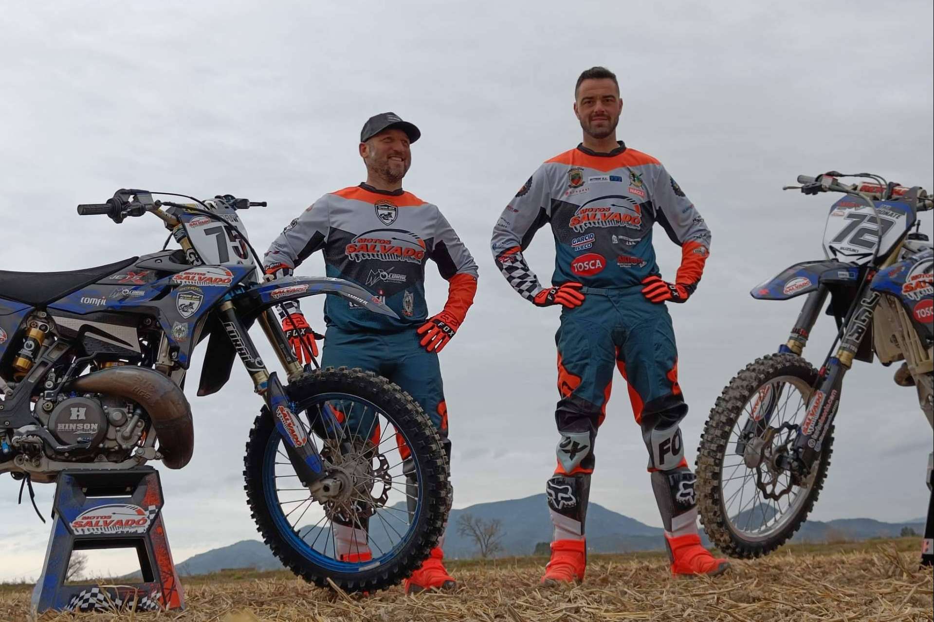 Productos adaptados para los competidores de enduro y motocross de la mano de ADHESIVOSEMBARRADOS