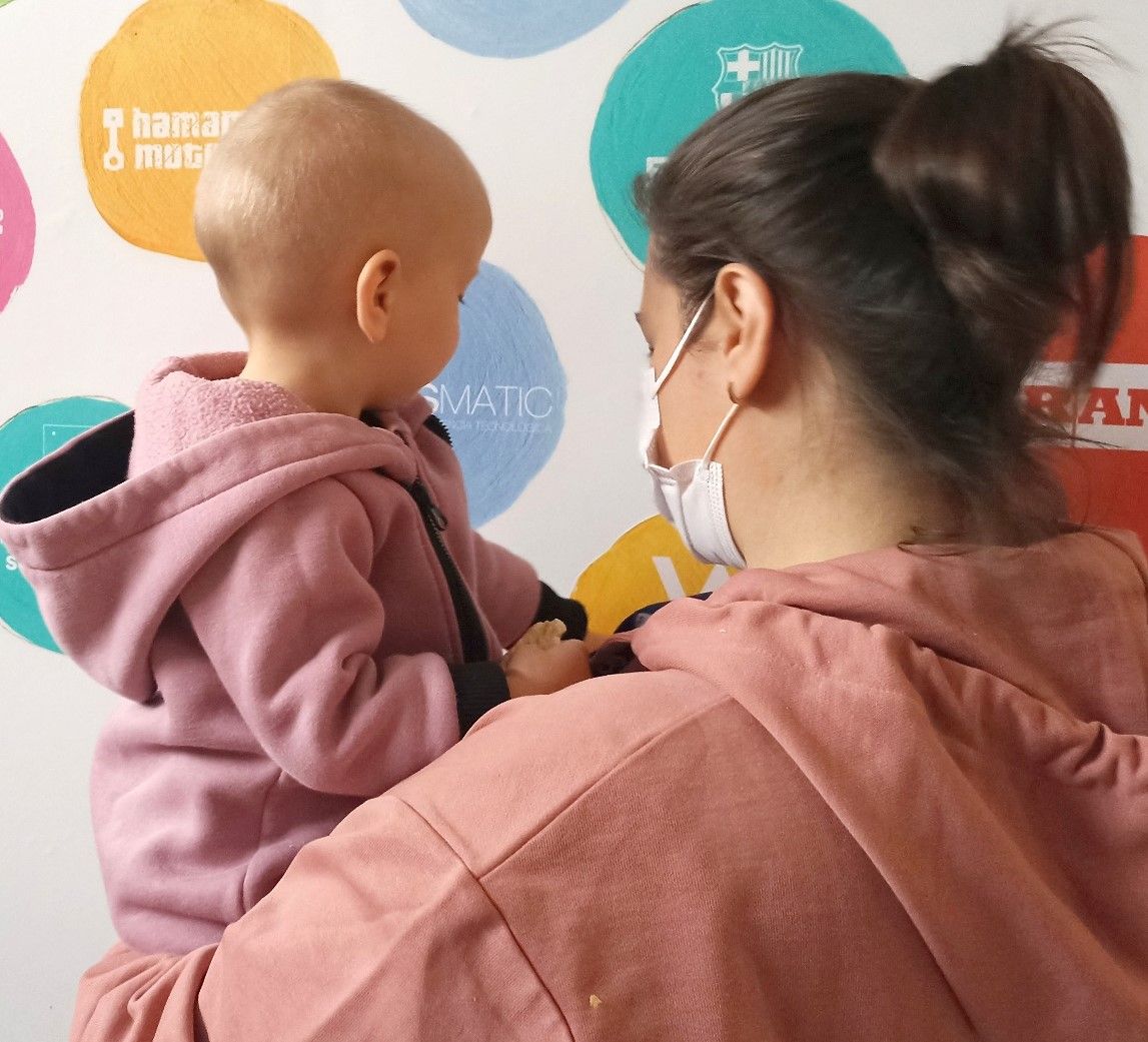 La Casa Ronald McDonald de Barcelona aloja a tres niños enfermos ucranianos y sus familias
