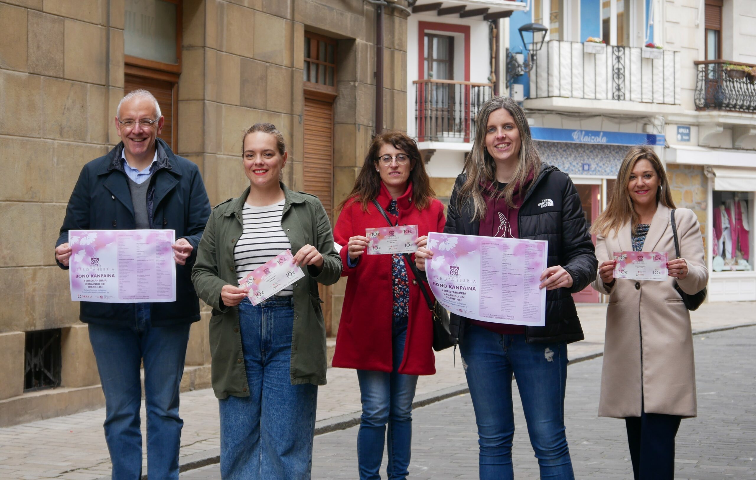 El Ayuntamiento y Gertu emitirán 1.200 bonos de compra para reforzar el comercio local — Zumaia