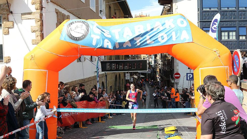 El triatlón de Getaria provocará cambios en el tráfico en la zona de Zumaia — Zumaia