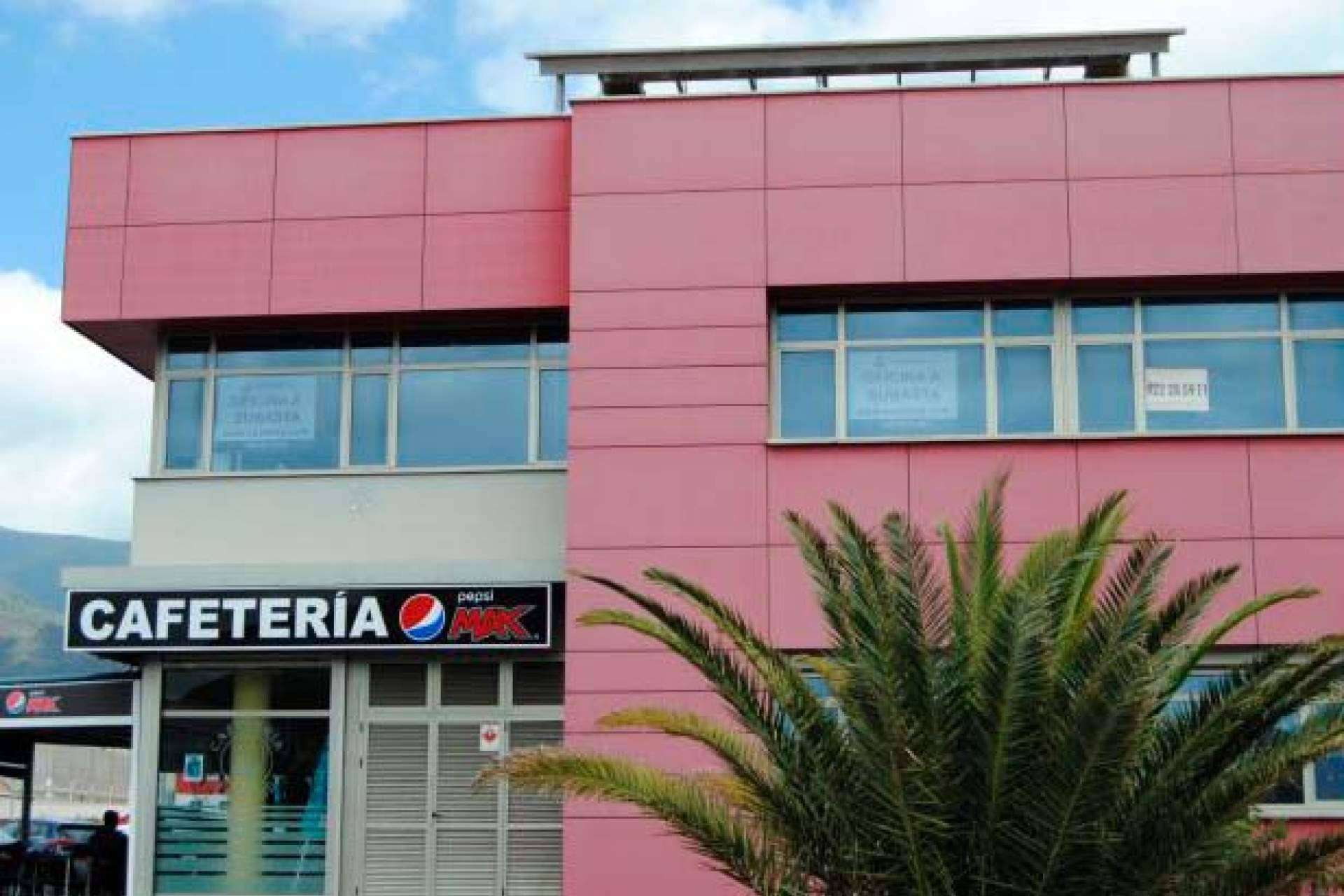 A subasta un local valorado en más de medio millón de euros en Candelaria
