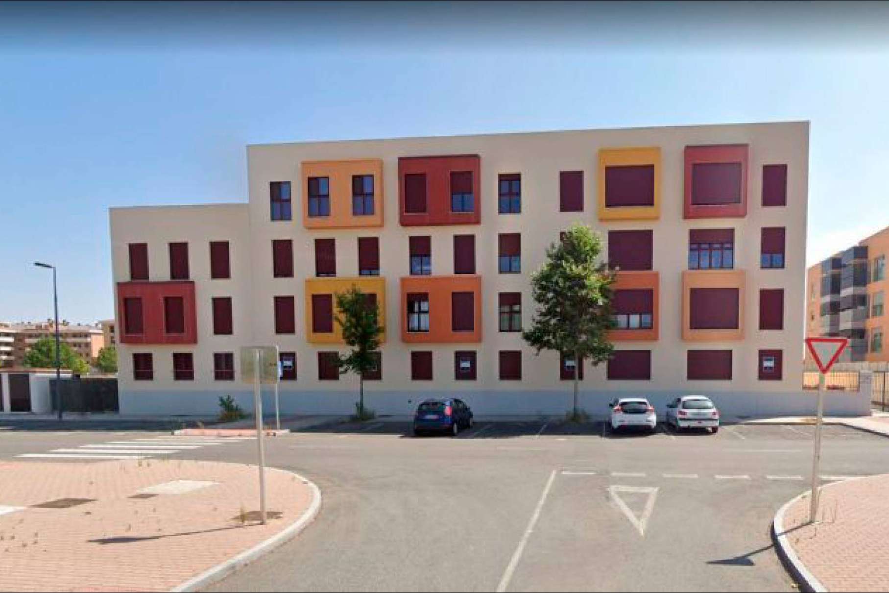 Un lote de más de 20 viviendas y garajes en la ciudad de Ávila valorados en más de 3,5 millones de euros sale a subasta por Eactivos.com