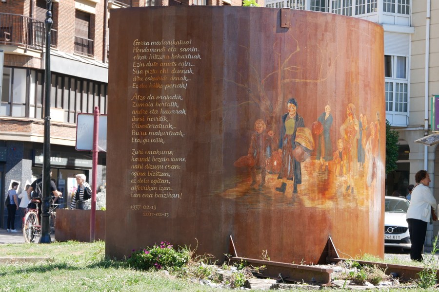 Restaurarán el monolito en memoria de las personas expulsadas por los franquistas en el año 1937 — Ayuntamiento de Zumaia