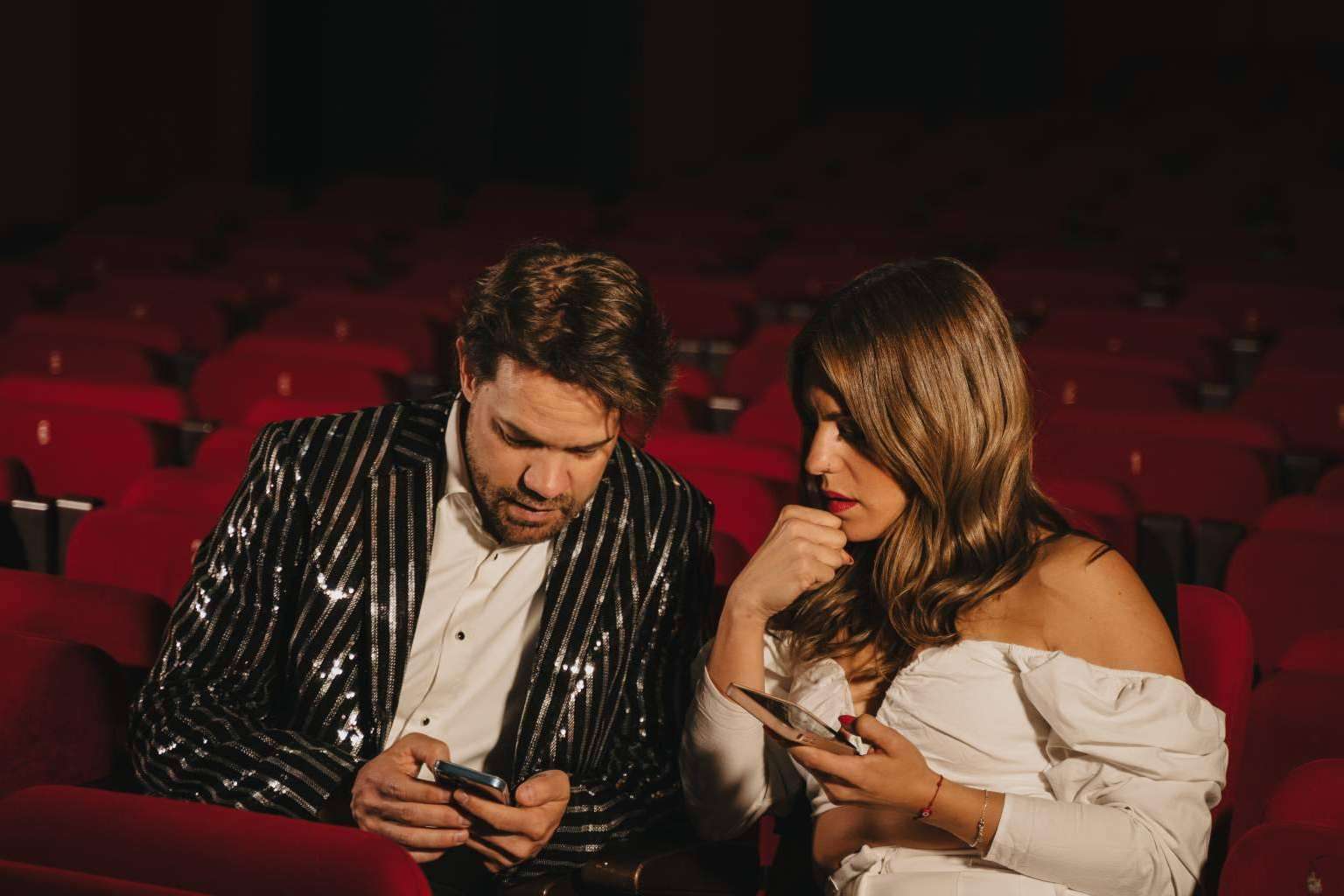 El novedoso formato publicitario de ELLA Talks que da a conocer buenas prácticas de marketing digital y marketing de influencers mediante entrevistas