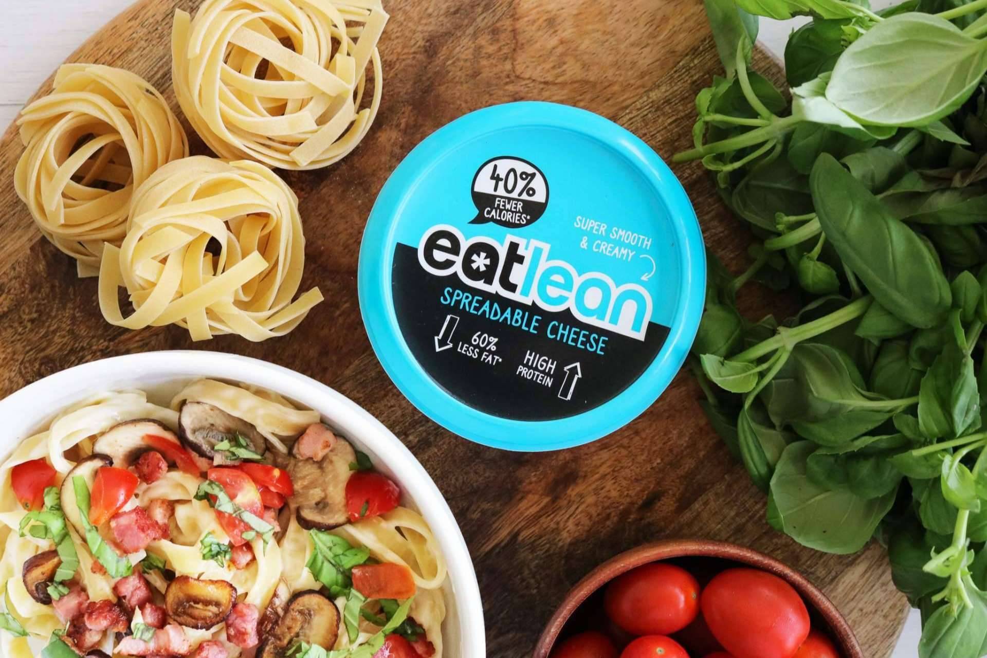 Bajo en grasa y calorías y con sabor a quesitos, así es el queso untable de Eatlean