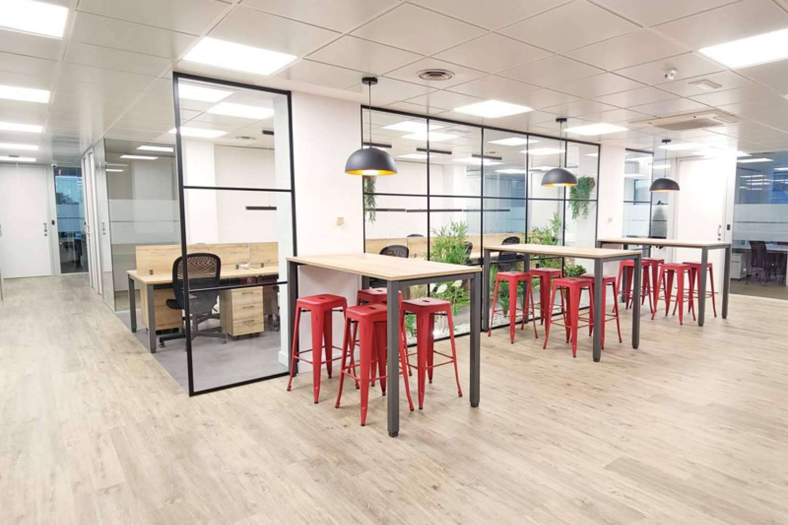 Atrium y el alquiler de oficina con contrato flexible