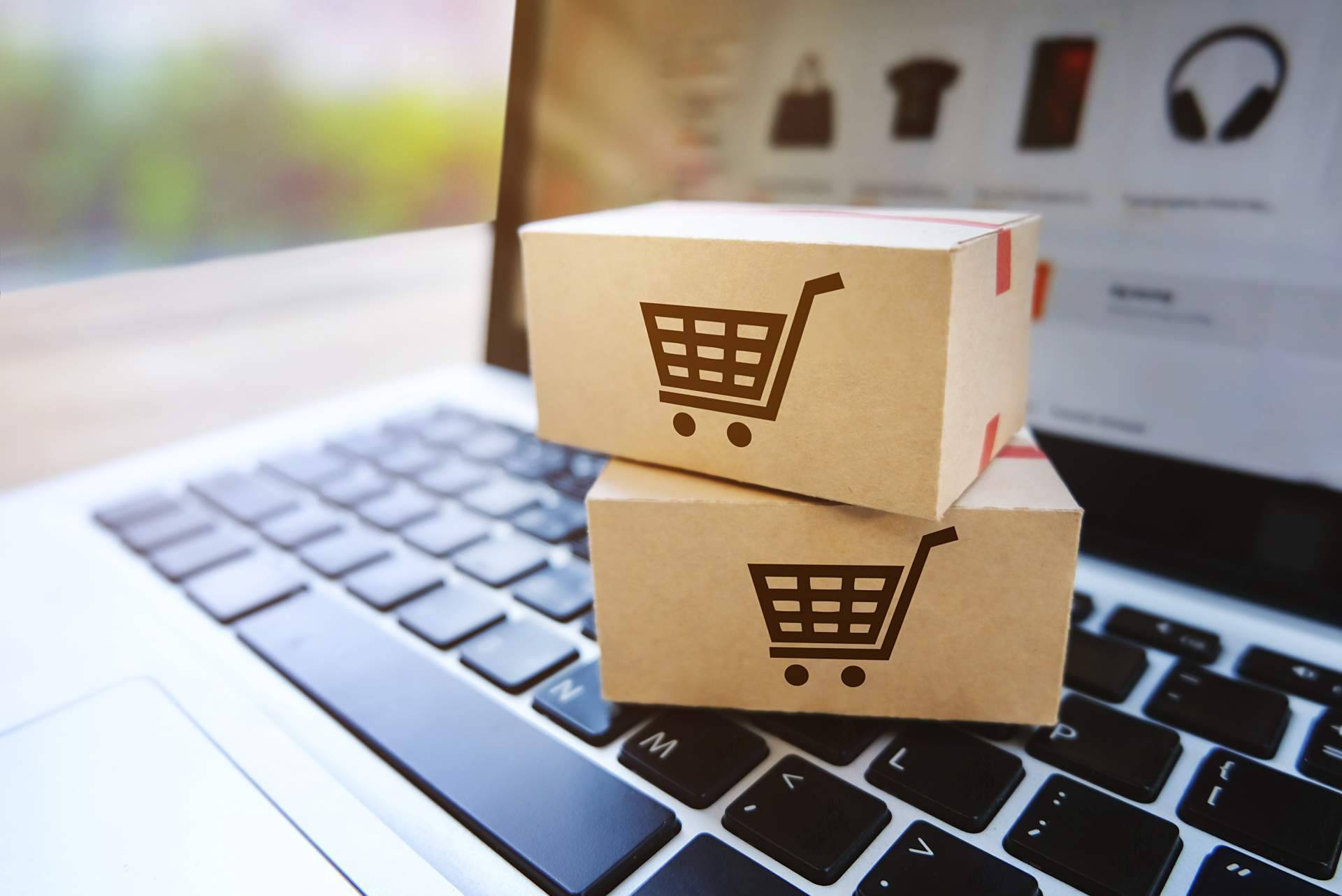 Los especialistas de Signum Comunicación llevan a cabo el diseño de tiendas online