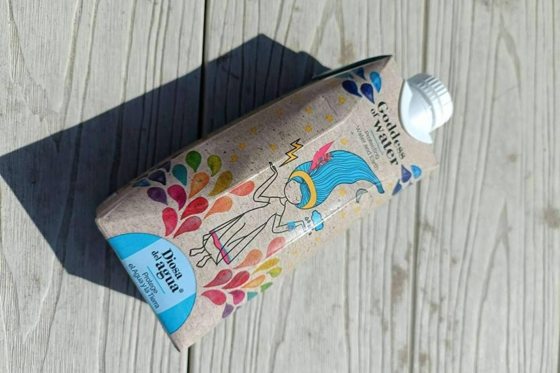 Los beneficios de beber agua en brick, de la mano de Diosa del Agua