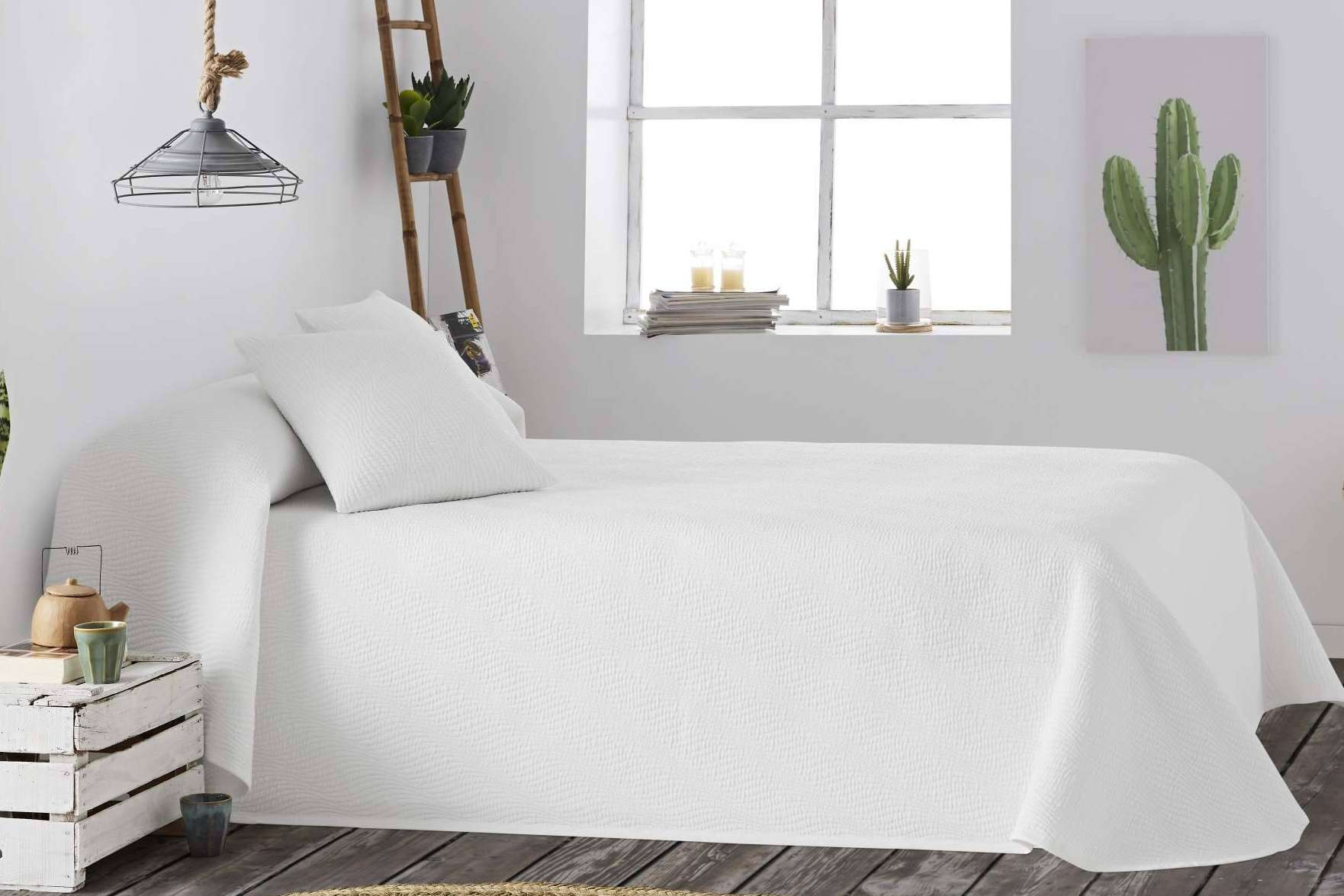 Cambio de ropa de cama en primavera con las colchas boutí de La Novena Nube