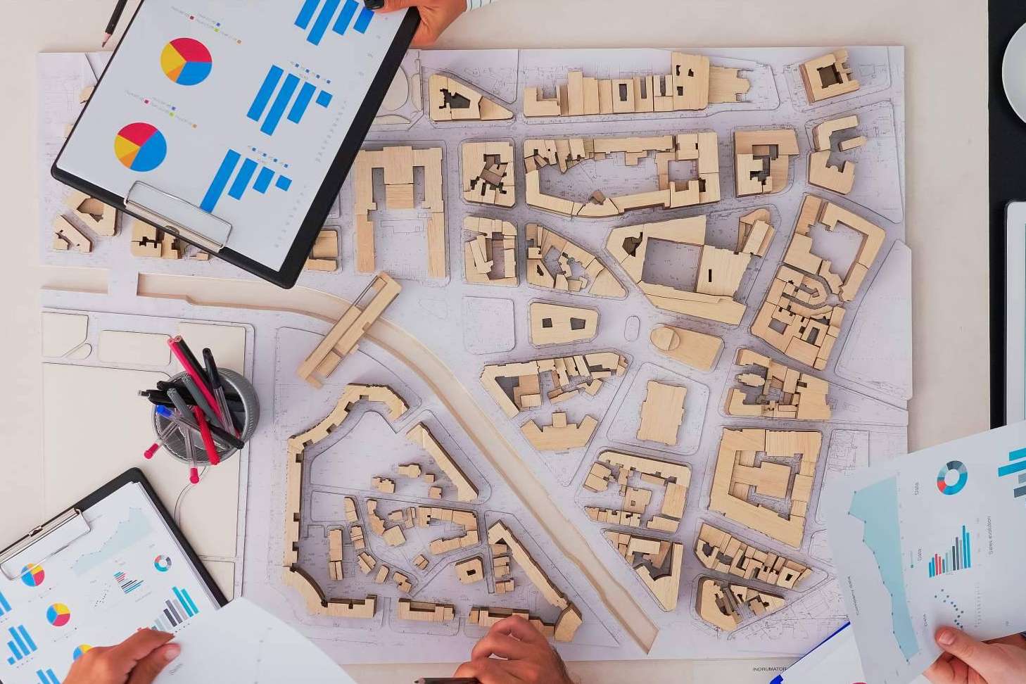 El máster online de Editeca es ideal para quienes quieren ser project manager en el sector de la construcción