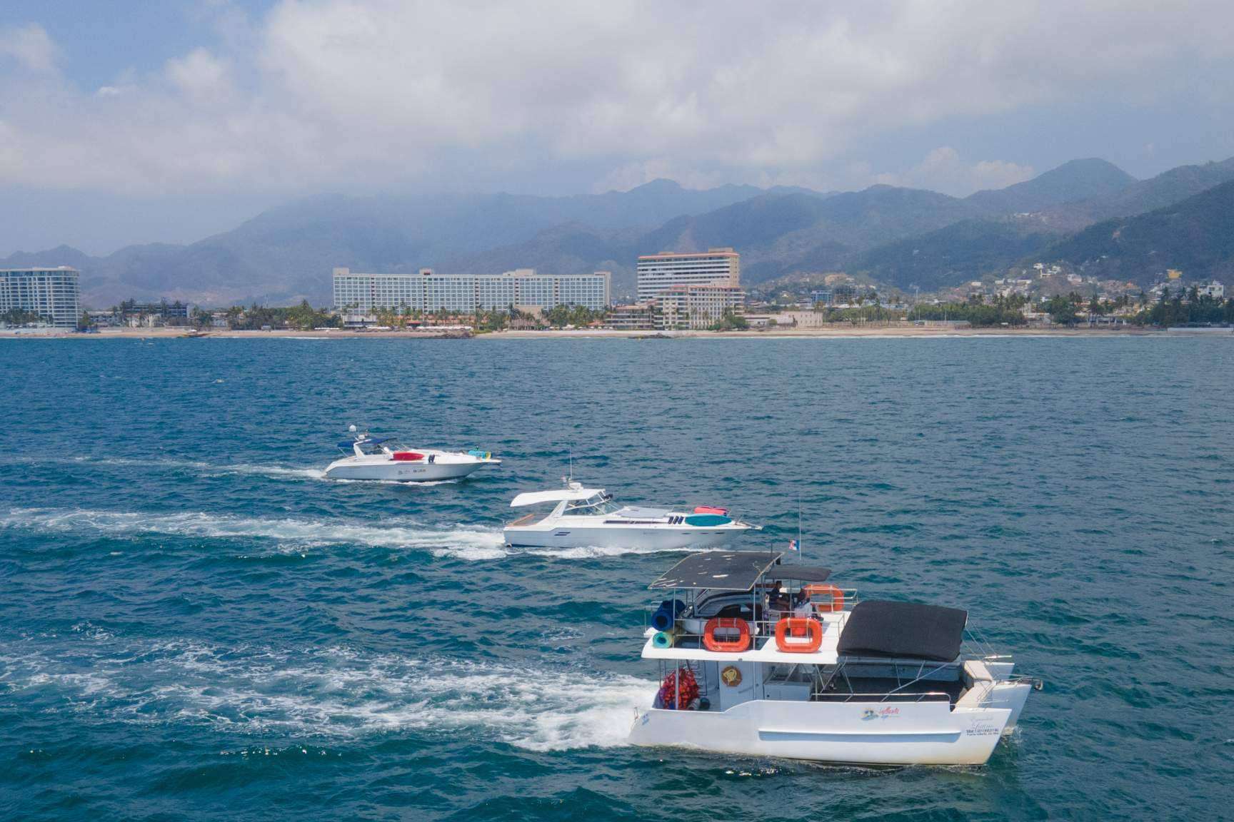 El precio de alquilar un yate en Puerto Vallarta Mexico