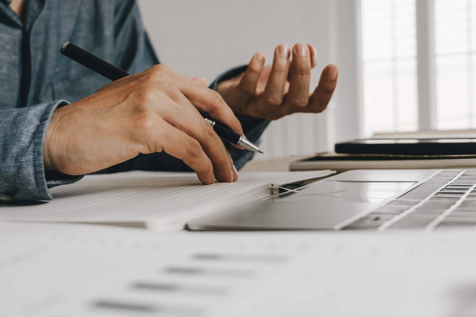 El asesoramiento de profesionales es fundamental para contratar el seguro adecuado, según ClickSeguro.net