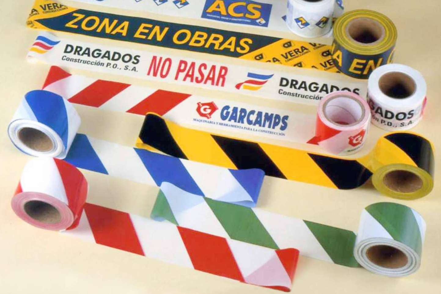 Oxydo dispone de cinta de balizamiento personalizable para campañas publicitarias