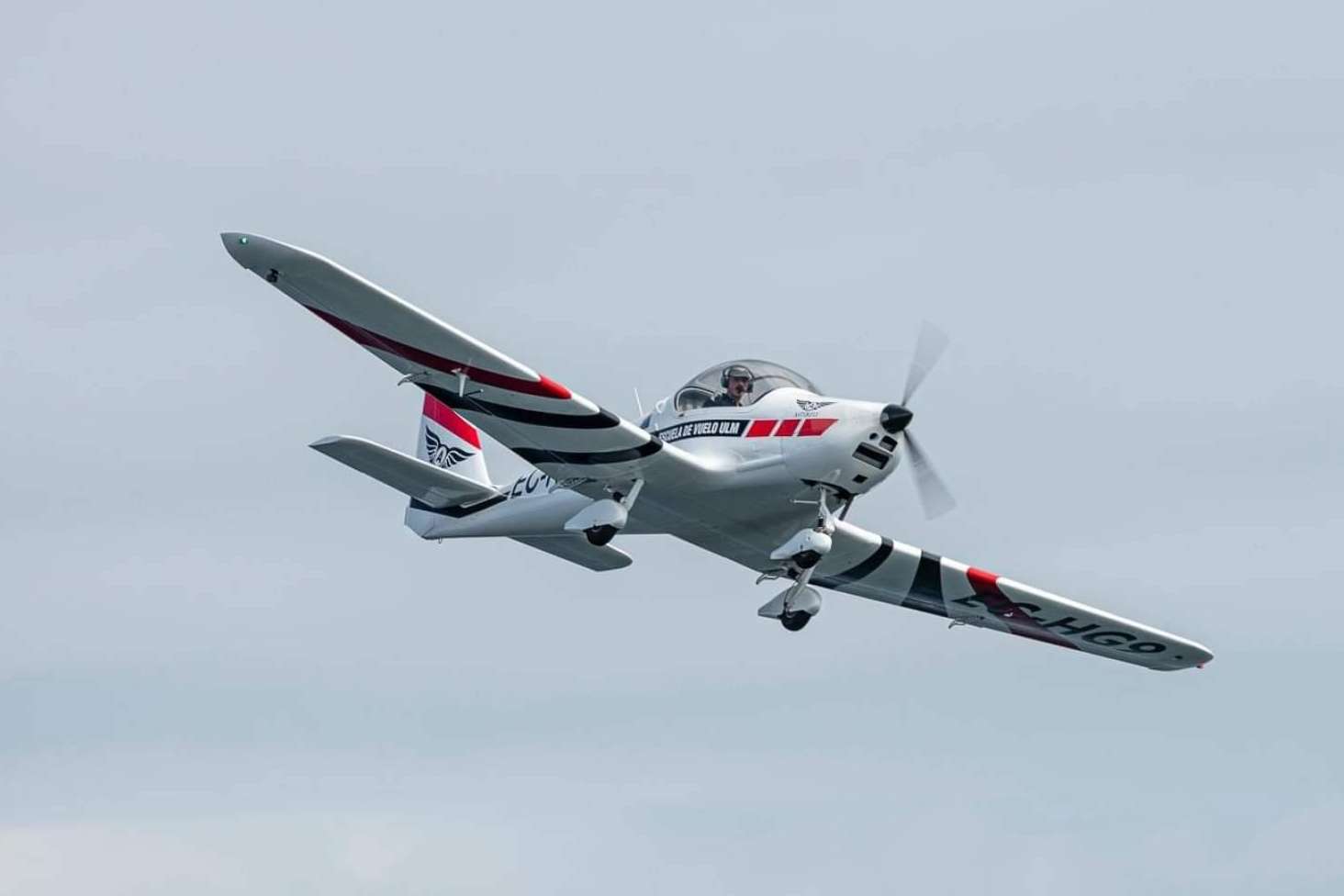 La influencia de Asturfly en la aviación deportiva y seguridad en la aviación ultraligera