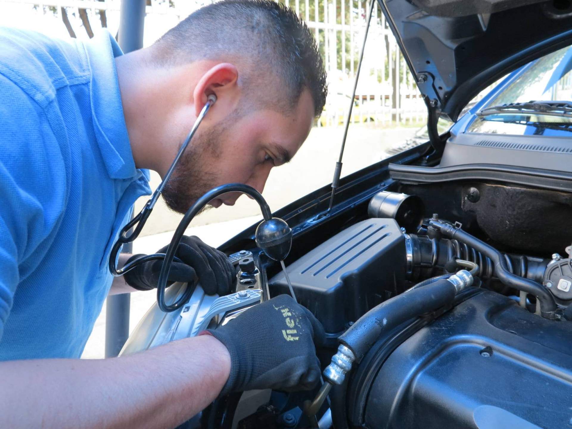 Peritajes vehiculares. Conseguir el mejor precio al vender o comprar un coche usado