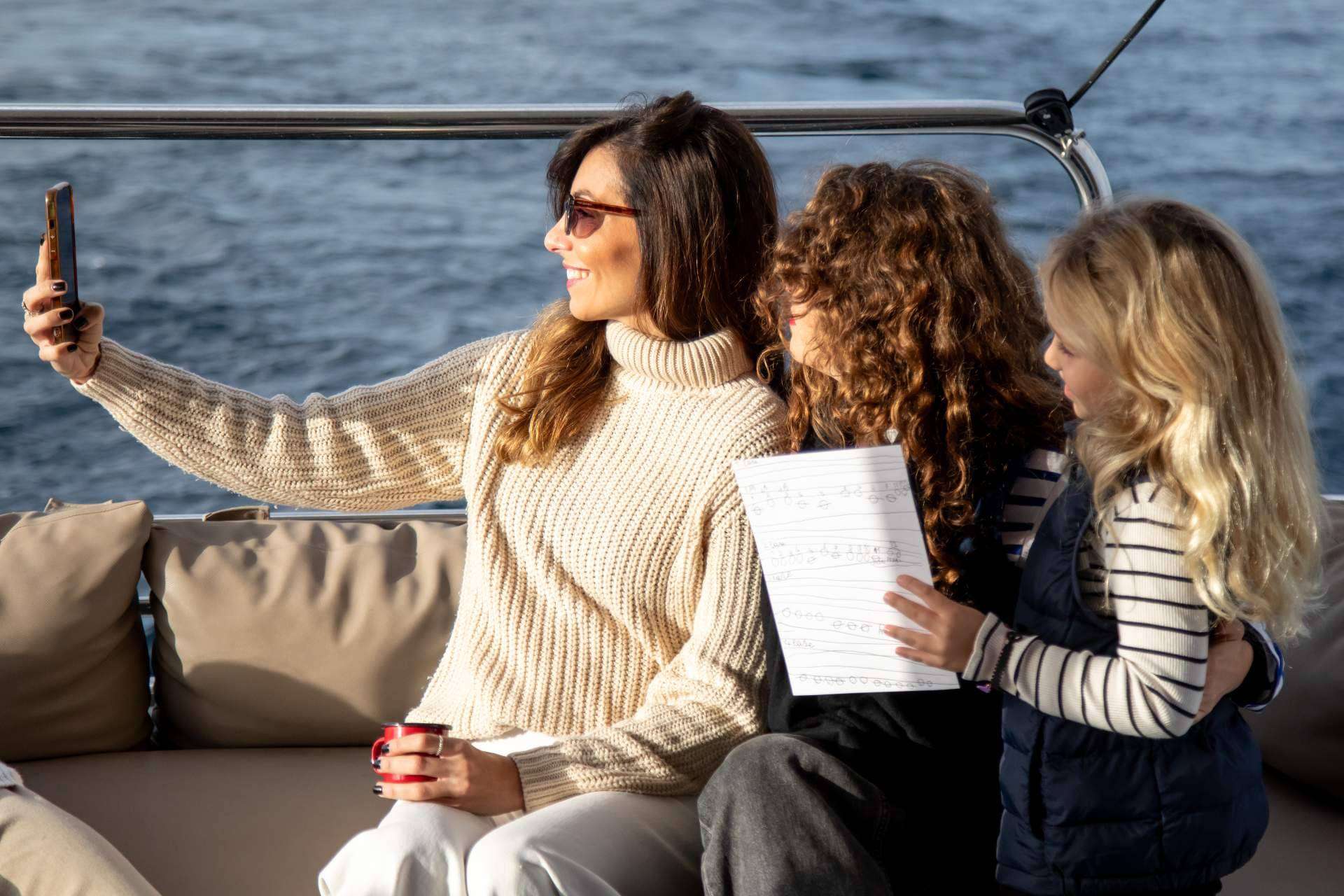 Salir en invierno en barco en Barcelona, una idea más económica y con mucho encanto, por Sondevela