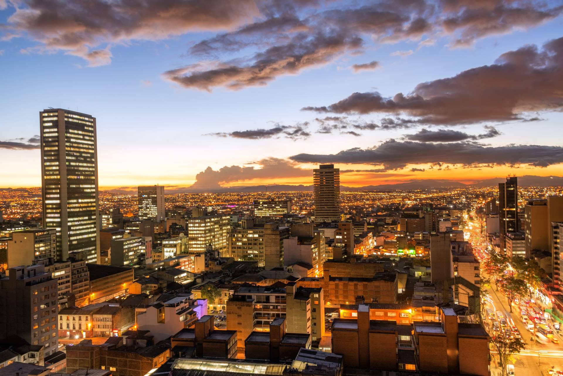La asequibilidad de comprar una propiedad en Colombia dada la diferencia cambiaria