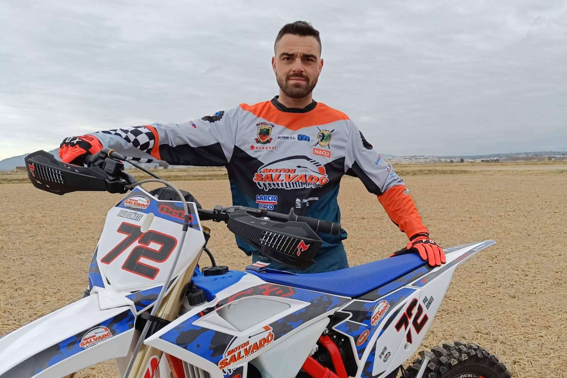 Equipaciones completas personalizadas para motos Off Road