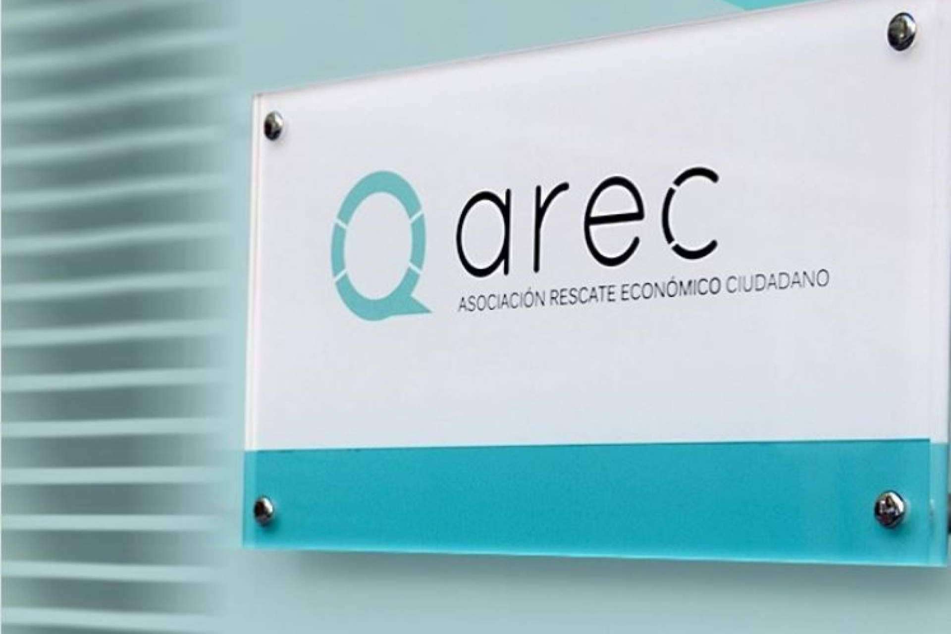 AREC ayuda a una familia con hijos menores a evitar la pérdida de su vivienda