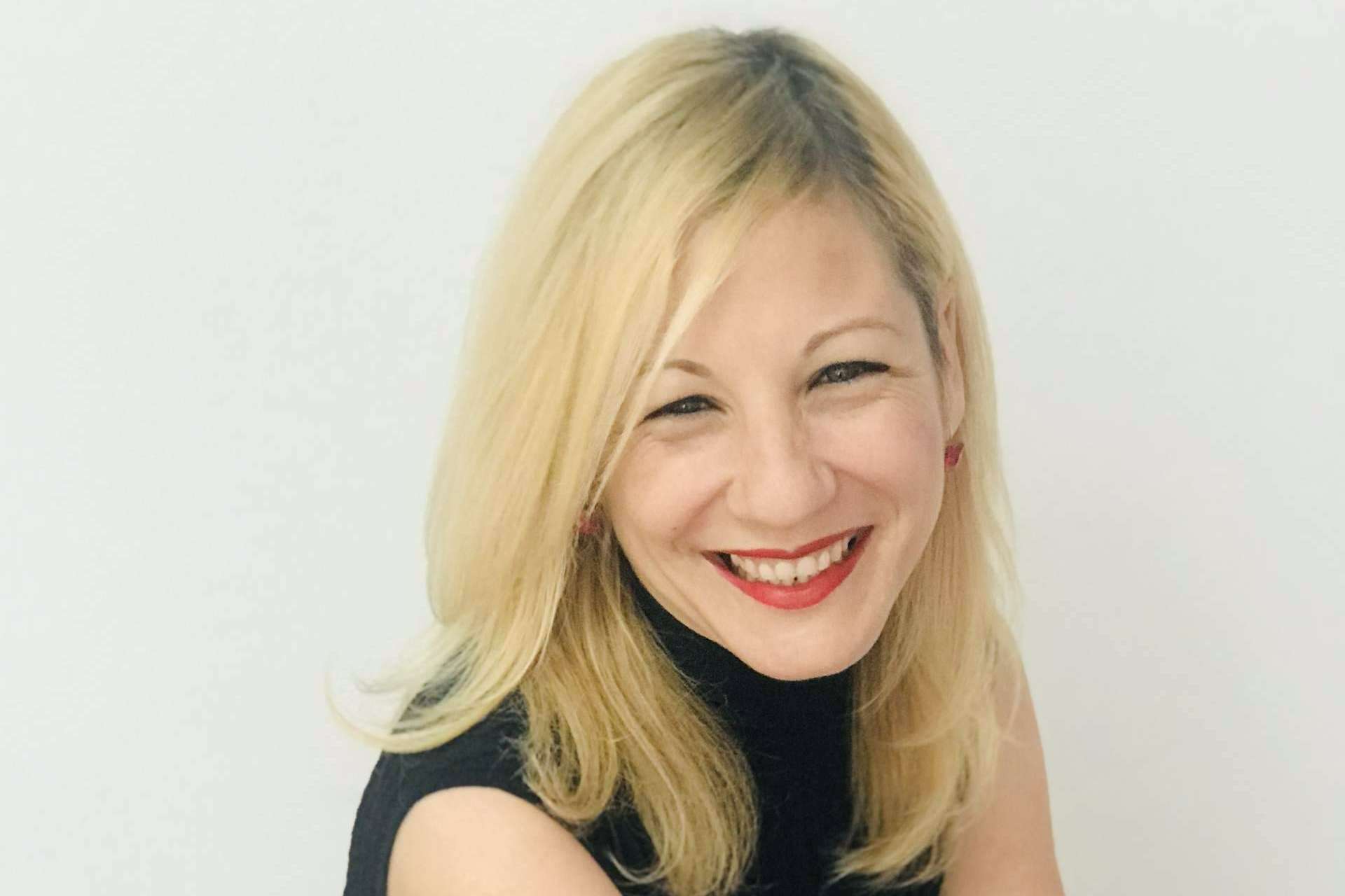 Terapia online de psicología para individuos y parejas, con M. Carmen Alonso