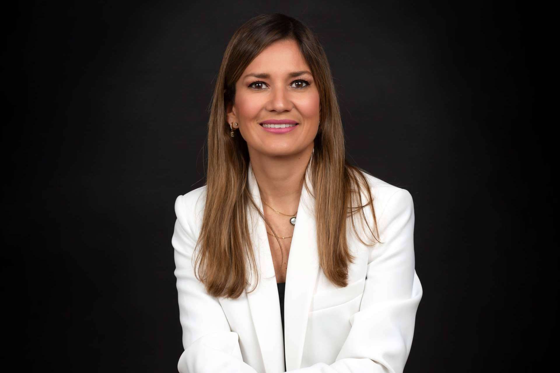 Agencia Elev Real Estate, una empresa que se consolida en el mercado inmobiliario a dos años de iniciada su andadura