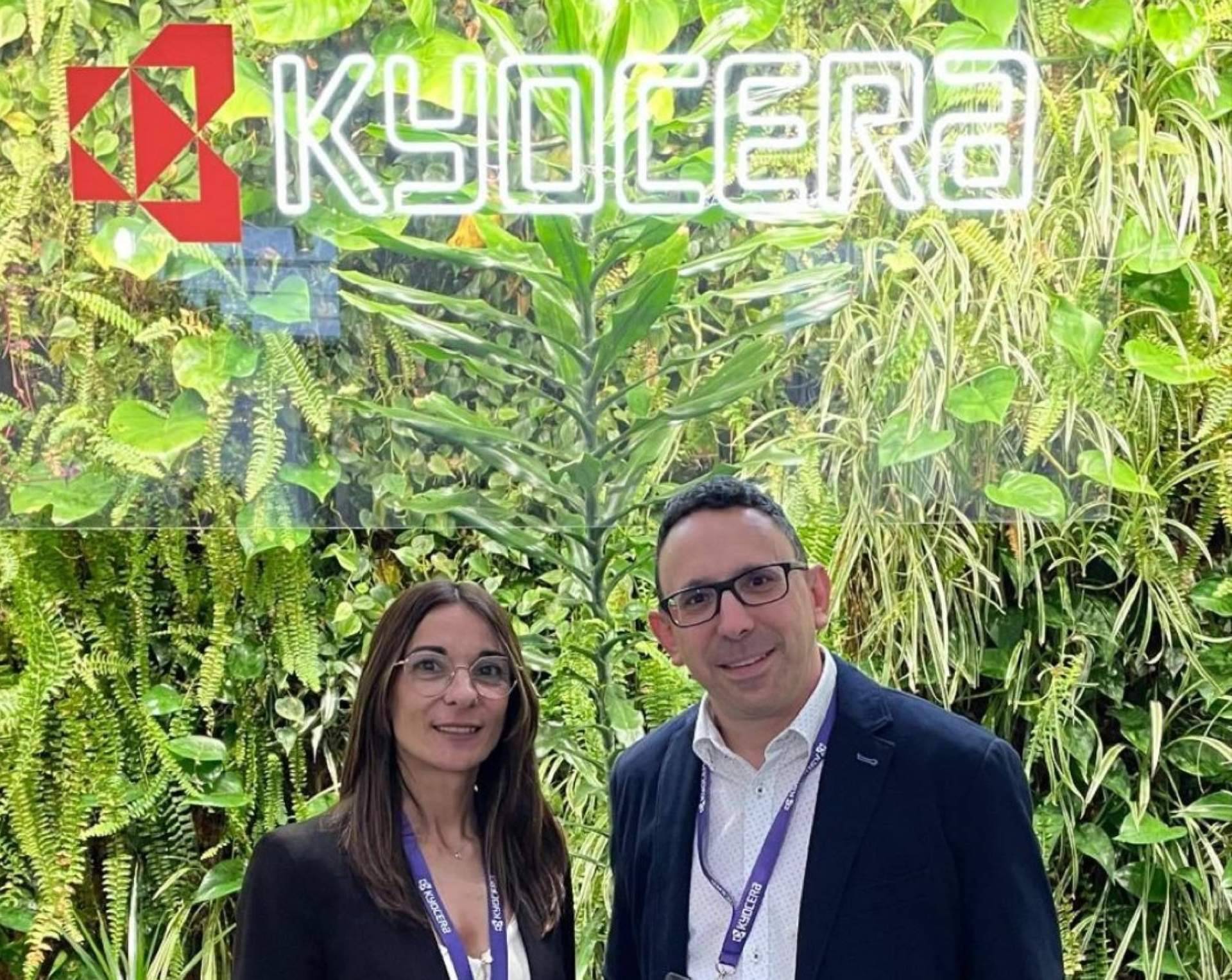Ofitronic recibe el primer premio por su servicio técnico en la convención de partners de Kyocera