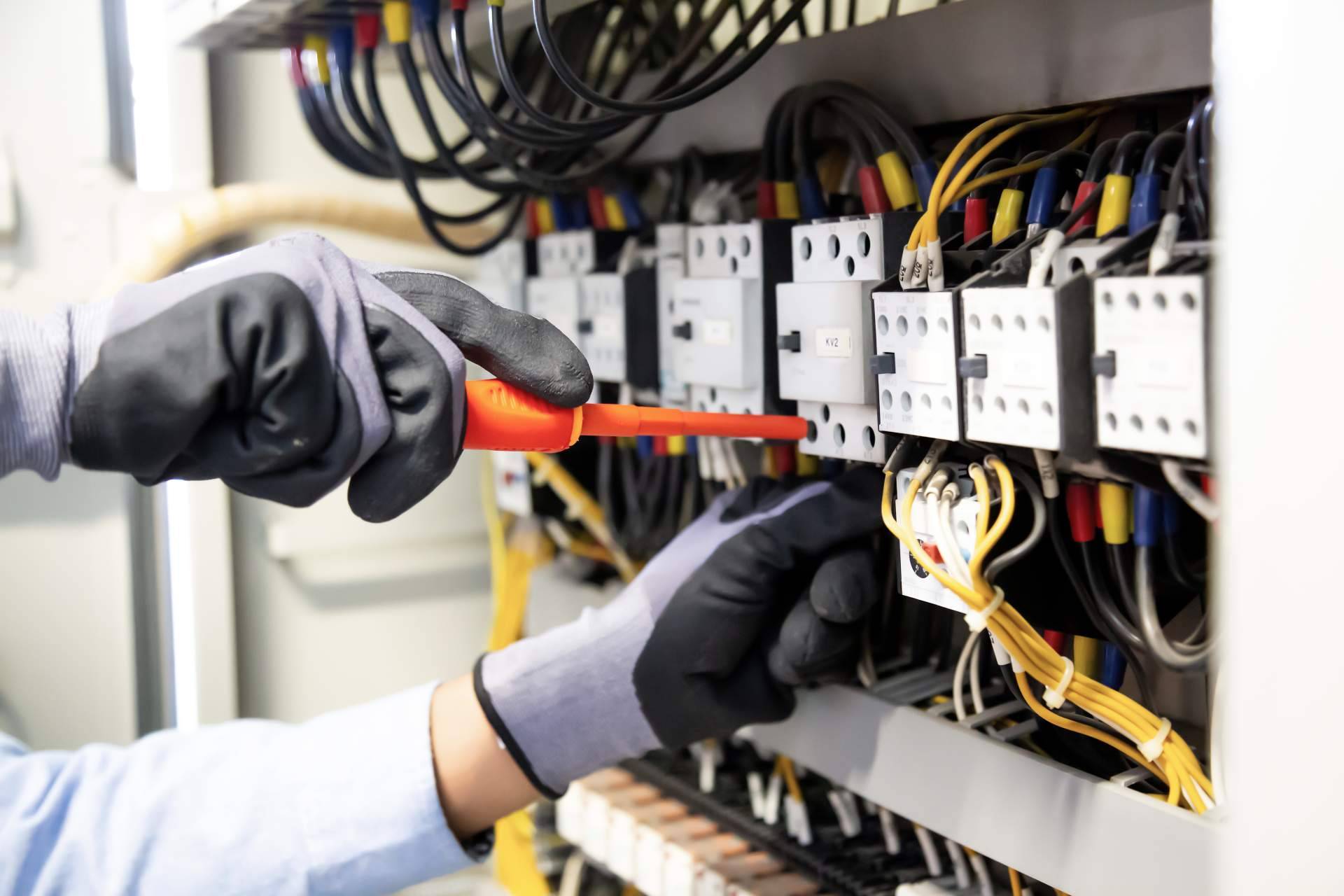 Legalizar instalaciones eléctricas es más fácil con Projectum