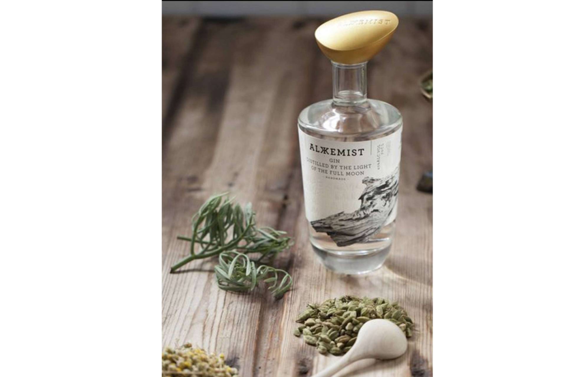 El Alkkemist Gin, un elixir bajo la luz de la luna