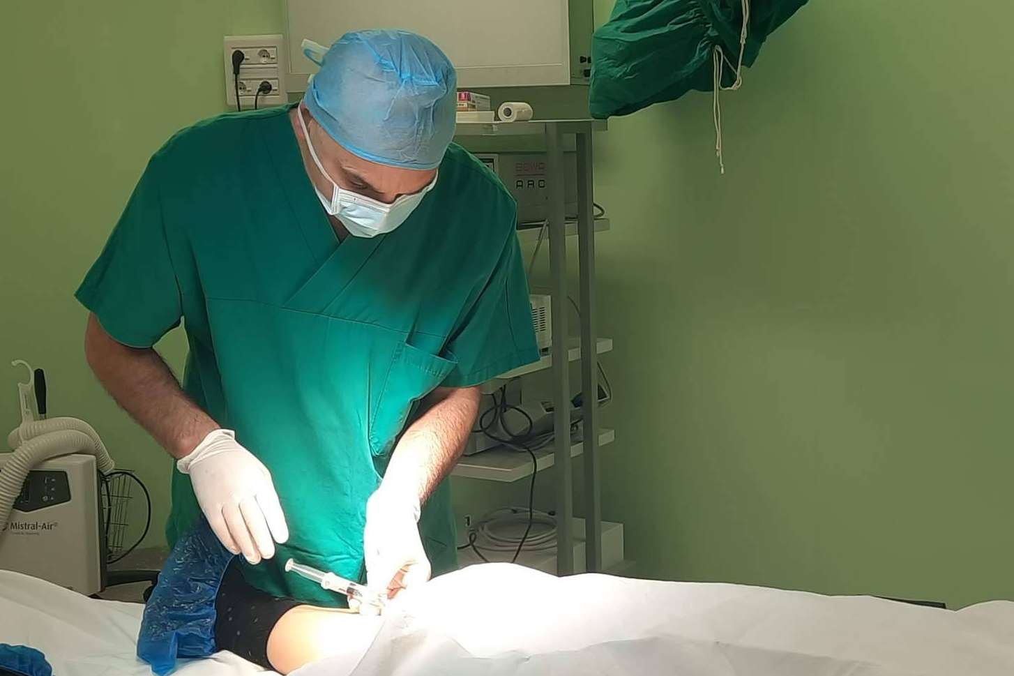 Dolor de hombro; tratamiento eficaz con plasma rico en plaquetas y células madre, en Biorigenera