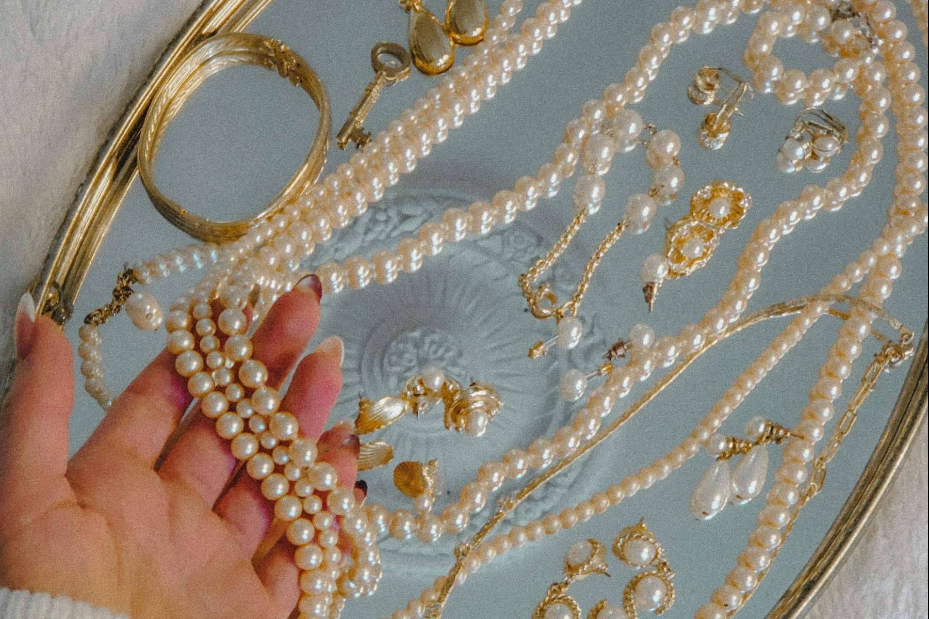Novecento by Enseñat Heritage propone darle una segunda vida a las joyas en base a la joyería reaprovechamiento