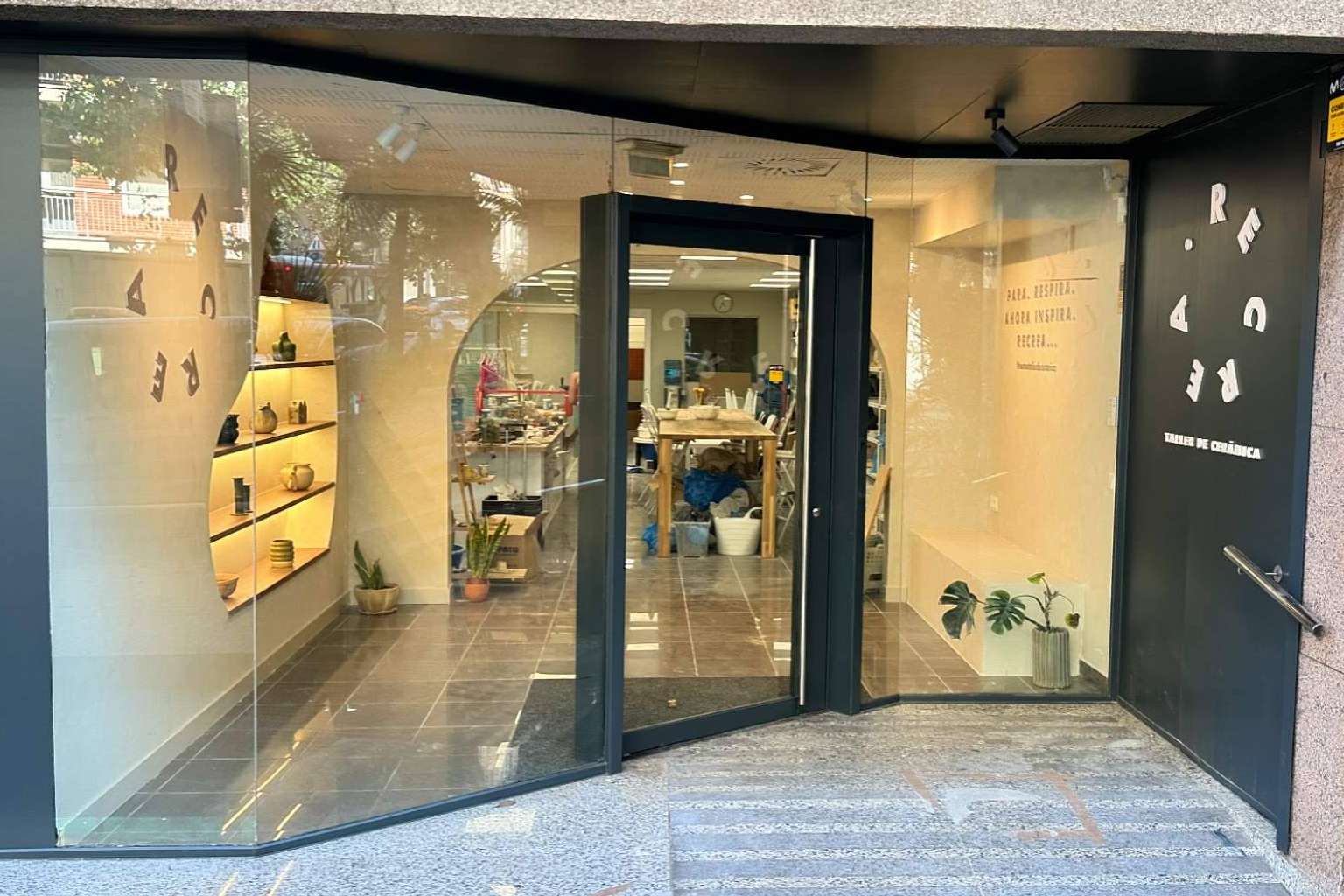 Recrea Taller de Cerámica ahora cuenta con un local ampliado