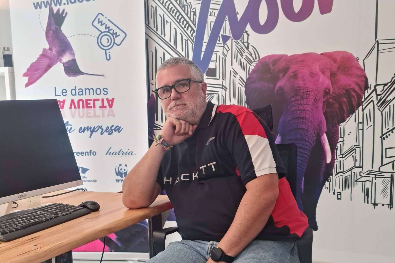 Entrevista a Eduardo Martínez de Laoom