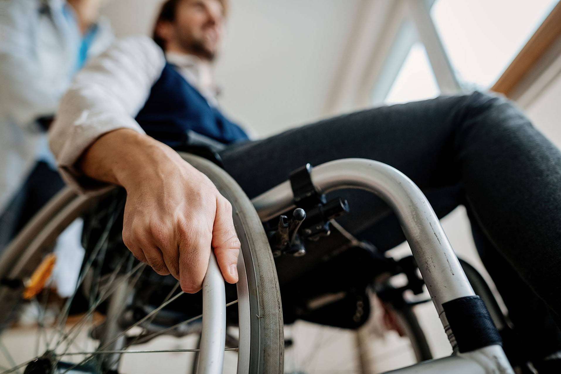 La movilidad reducida y los problemas para acceder a la sanidad pública, por Homedoctor