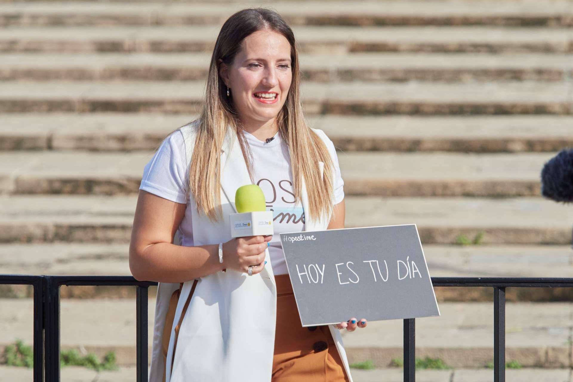 Oportunidad para opositores en busca de ofertas de empleo público en 2024, oferta histórica inminente, por Opostime