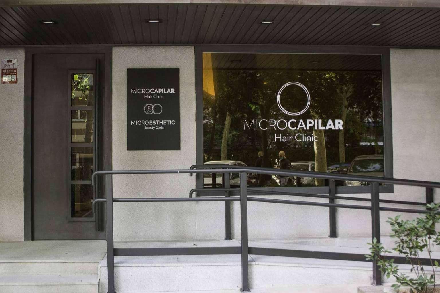 Los profesionales de Microcapilar Hair Clinic ofrecen una solución eficaz contra la alopecia en Madrid