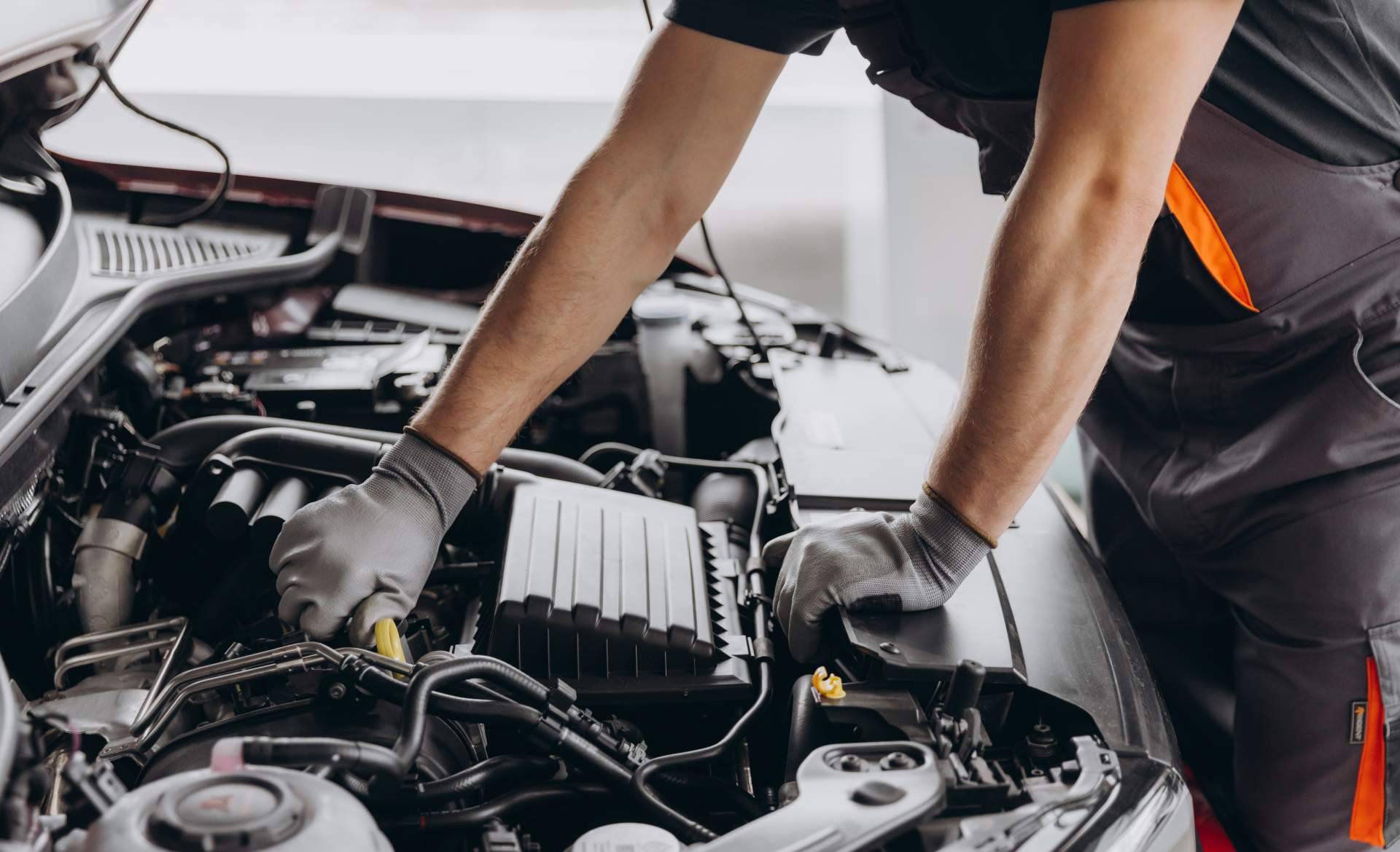 El aditivo antifricción cerámico CEROIL Platinum protege la vida útil del motor