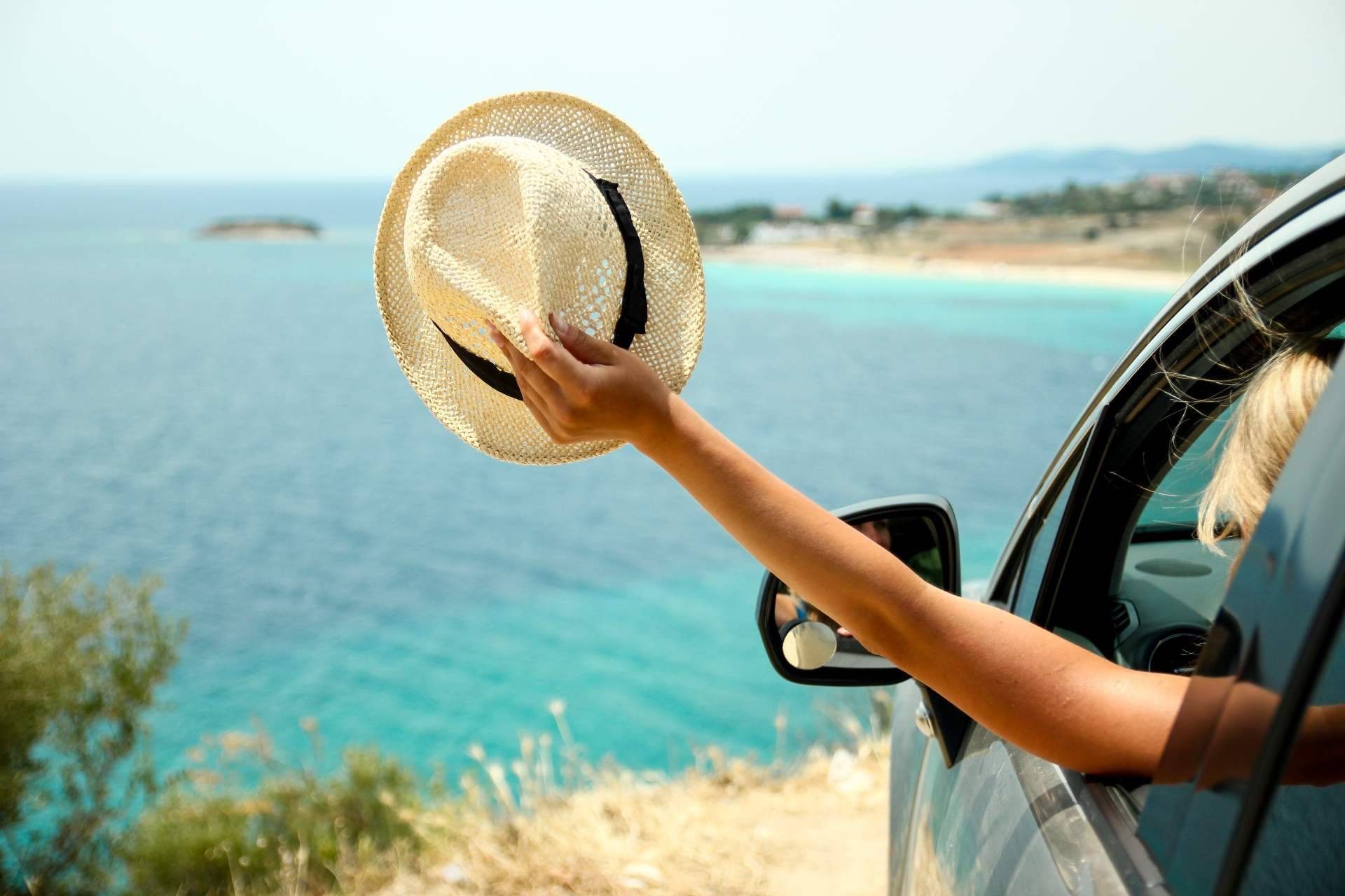¿Cómo conseguir un coche para verano a un precio asequible?, por Alquicoche