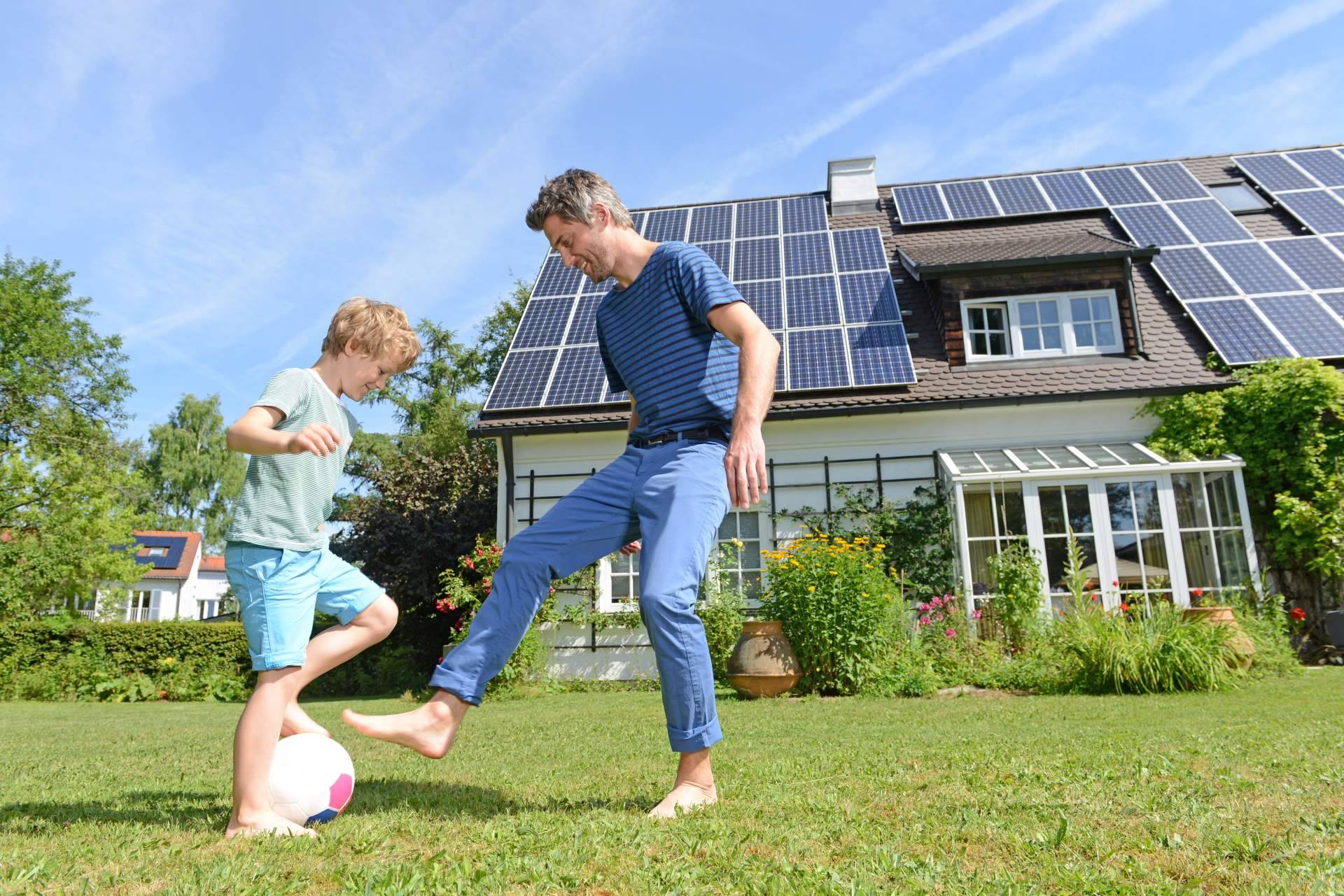 Ahorrar en la factura de luz con energía inteligente