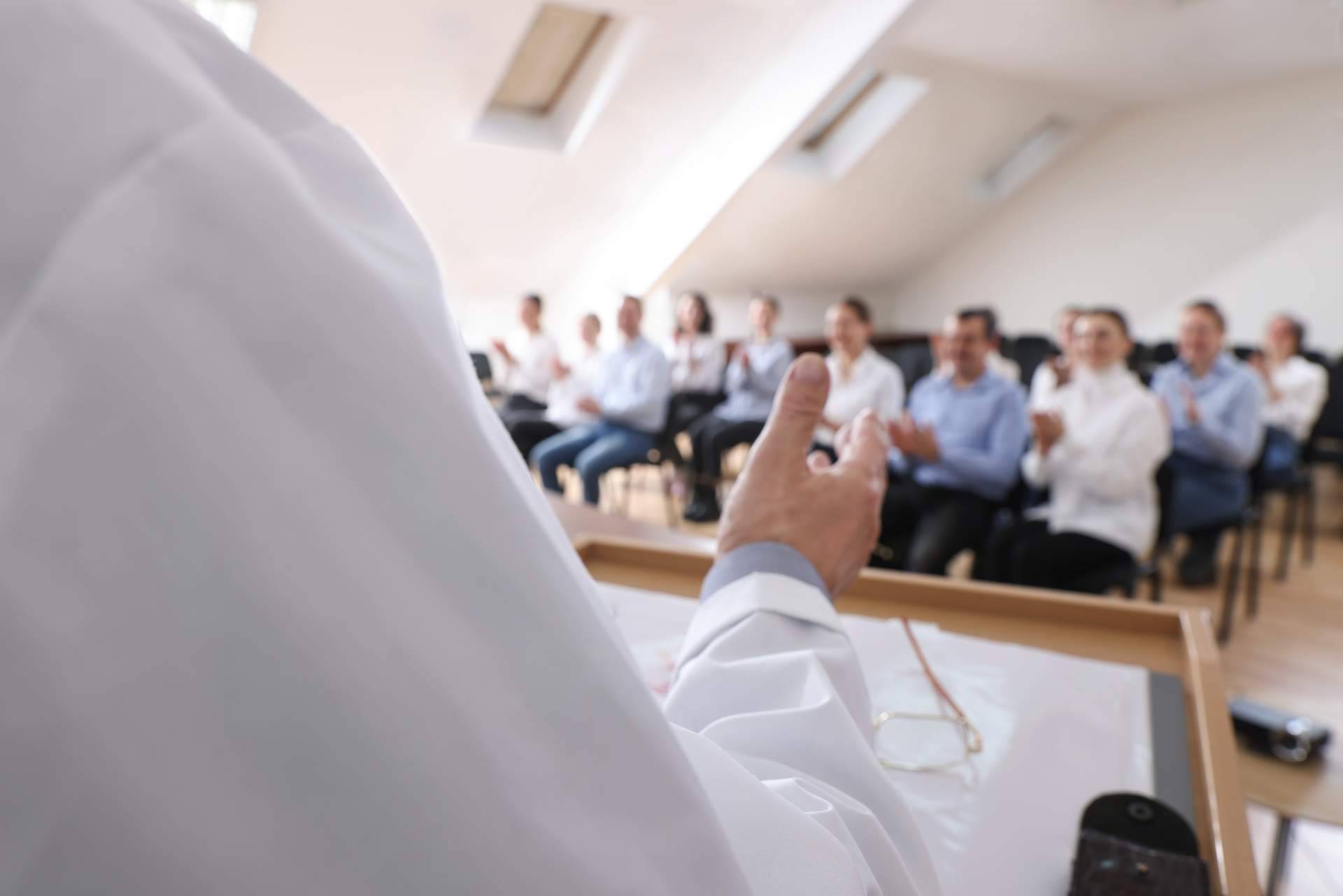 Cómo organizar cursos bonificados para empresas
