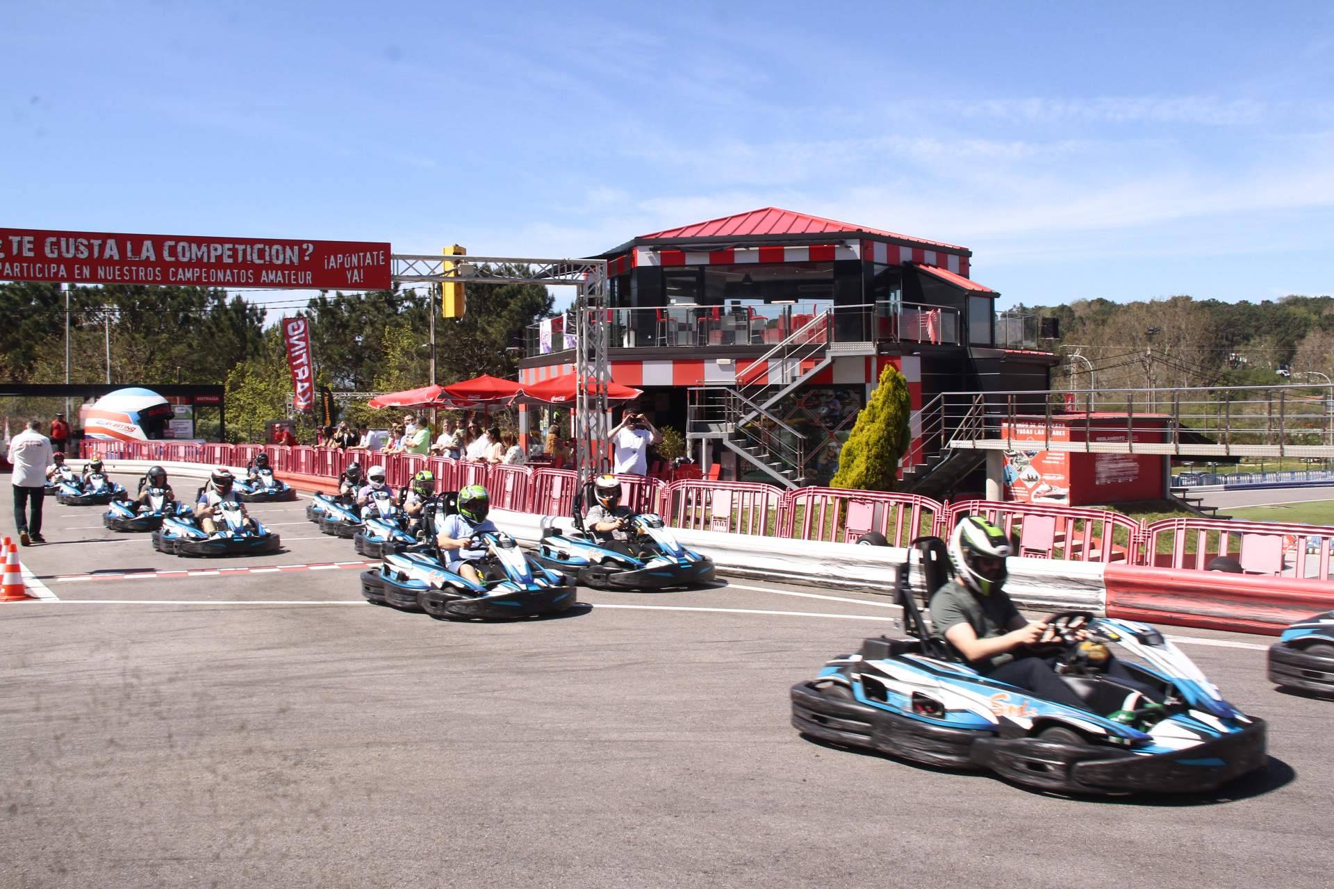 Racing Dakart, pionera en el karting acuático y sobre ruedas