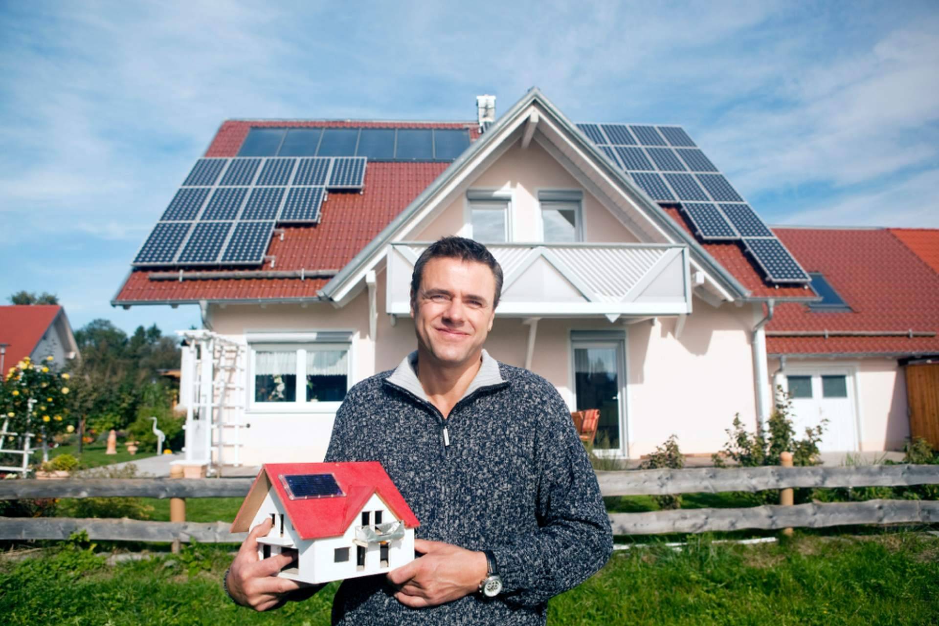 España apuesta por la energía solar para avanzar en la transición hacia un modelo energético sostenible