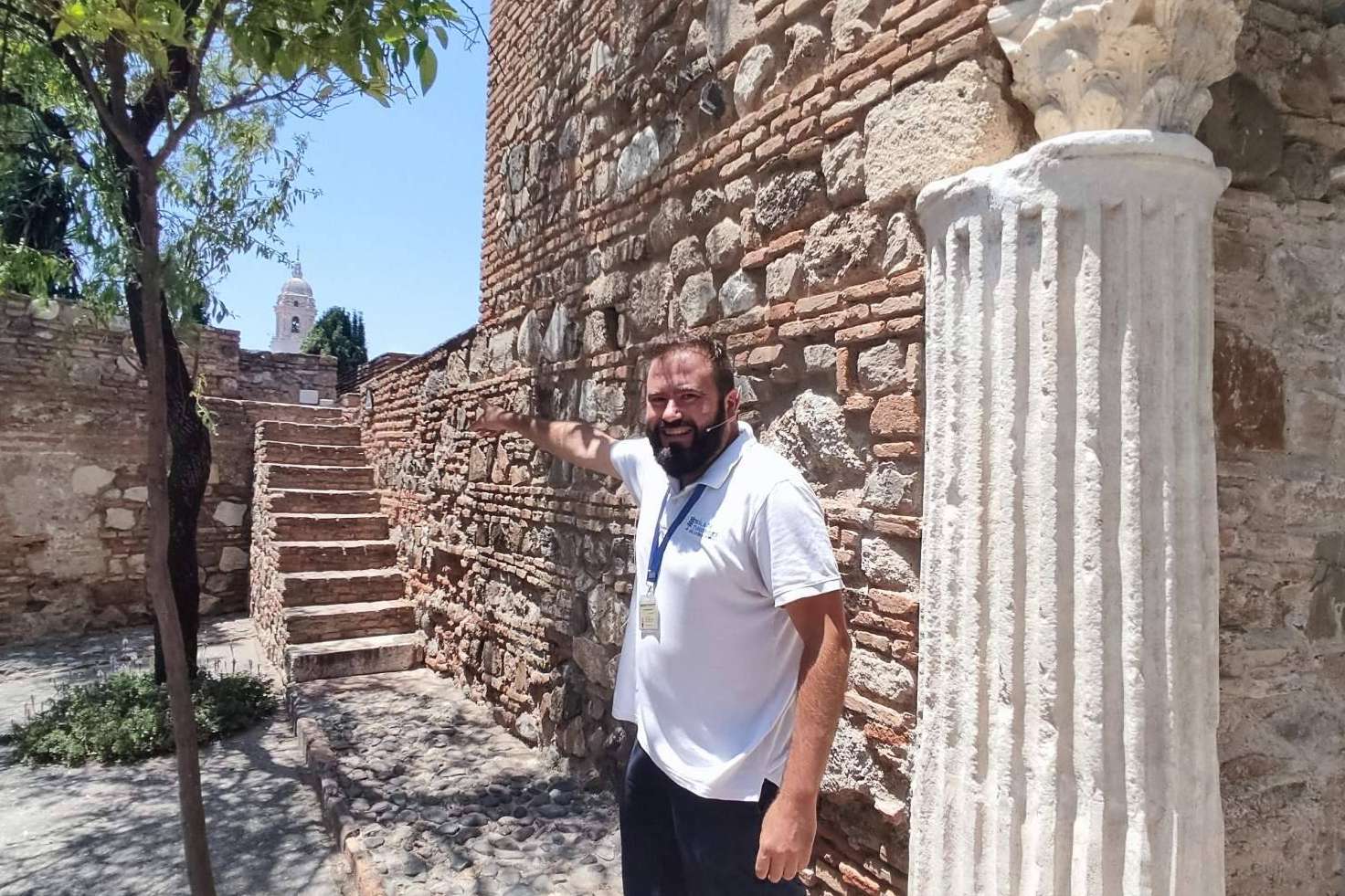 Carlos Hernández, pionero en el turismo guiado de Málaga