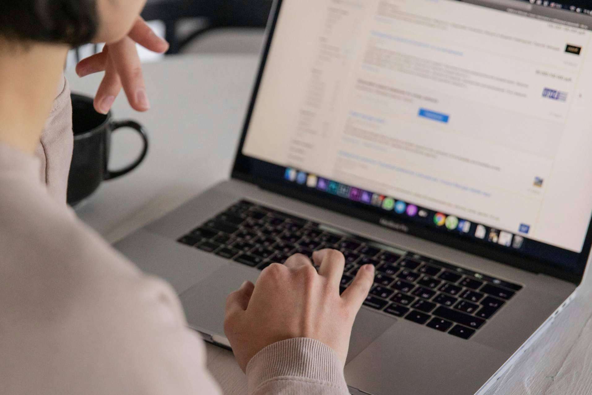 Cómo el SEO y el SEM impulsan la competitividad de las empresas en la era digital