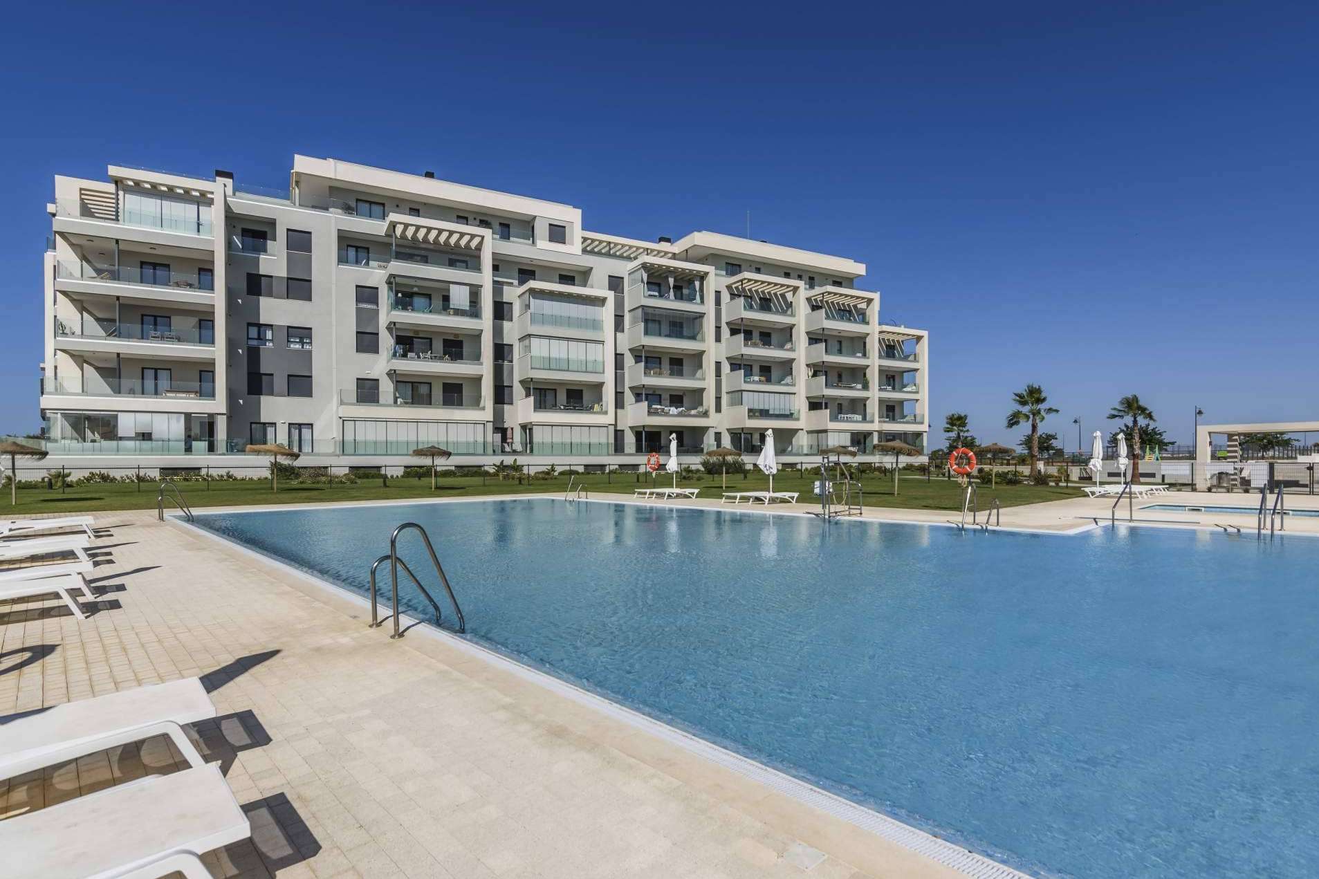 Inversión y alquiler turístico; Solmares lidera el mercado inmobiliario en Isla Canela y Punta del Moral