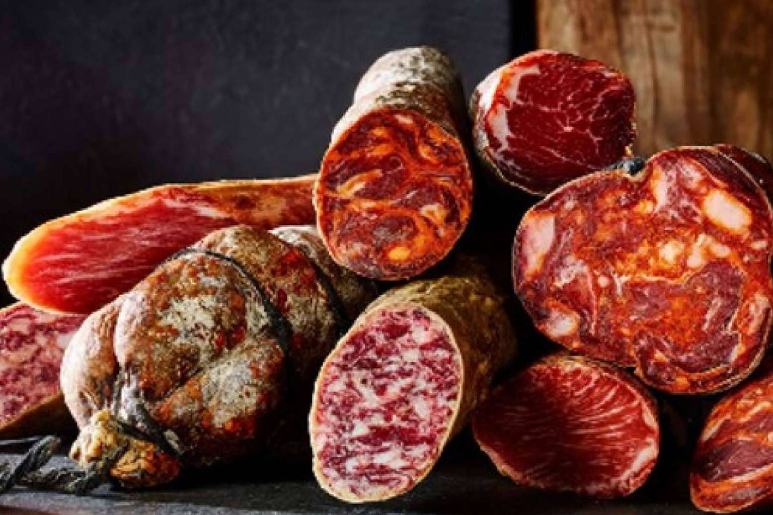 De Baena a Rioja Alavesa; 7 destinos que harán las delicias de los más foodies este 2025