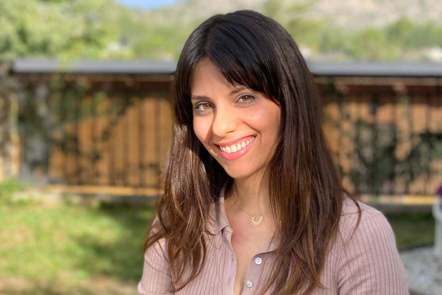 '21 Días Vibrando Alto', el reto creativo de Gigi Halabi que transforma la energía de esta Navidad