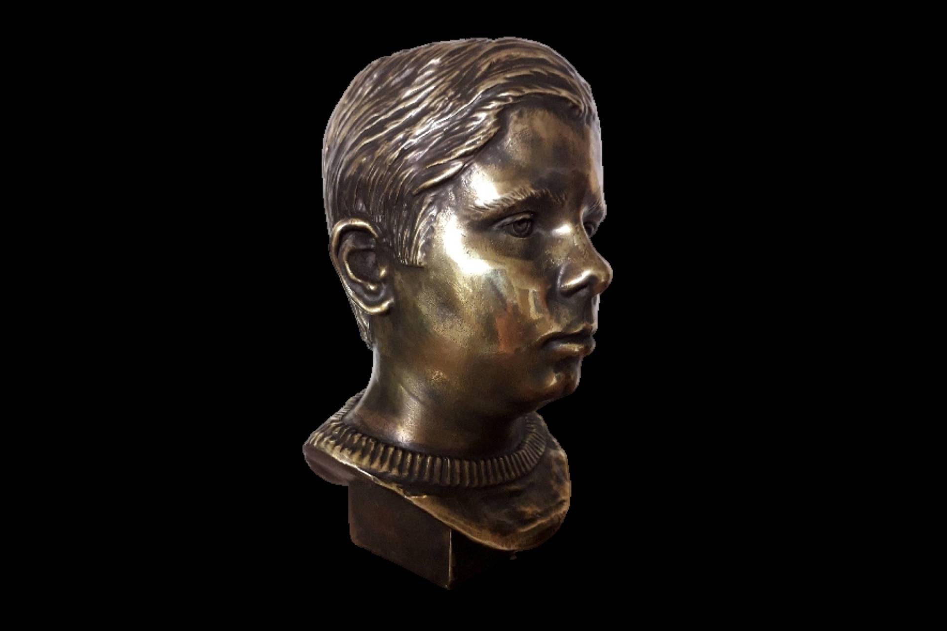 BustosPersonalizados presenta su oferta de esculturas personalizadas, placas en bronce y diseños en 3D